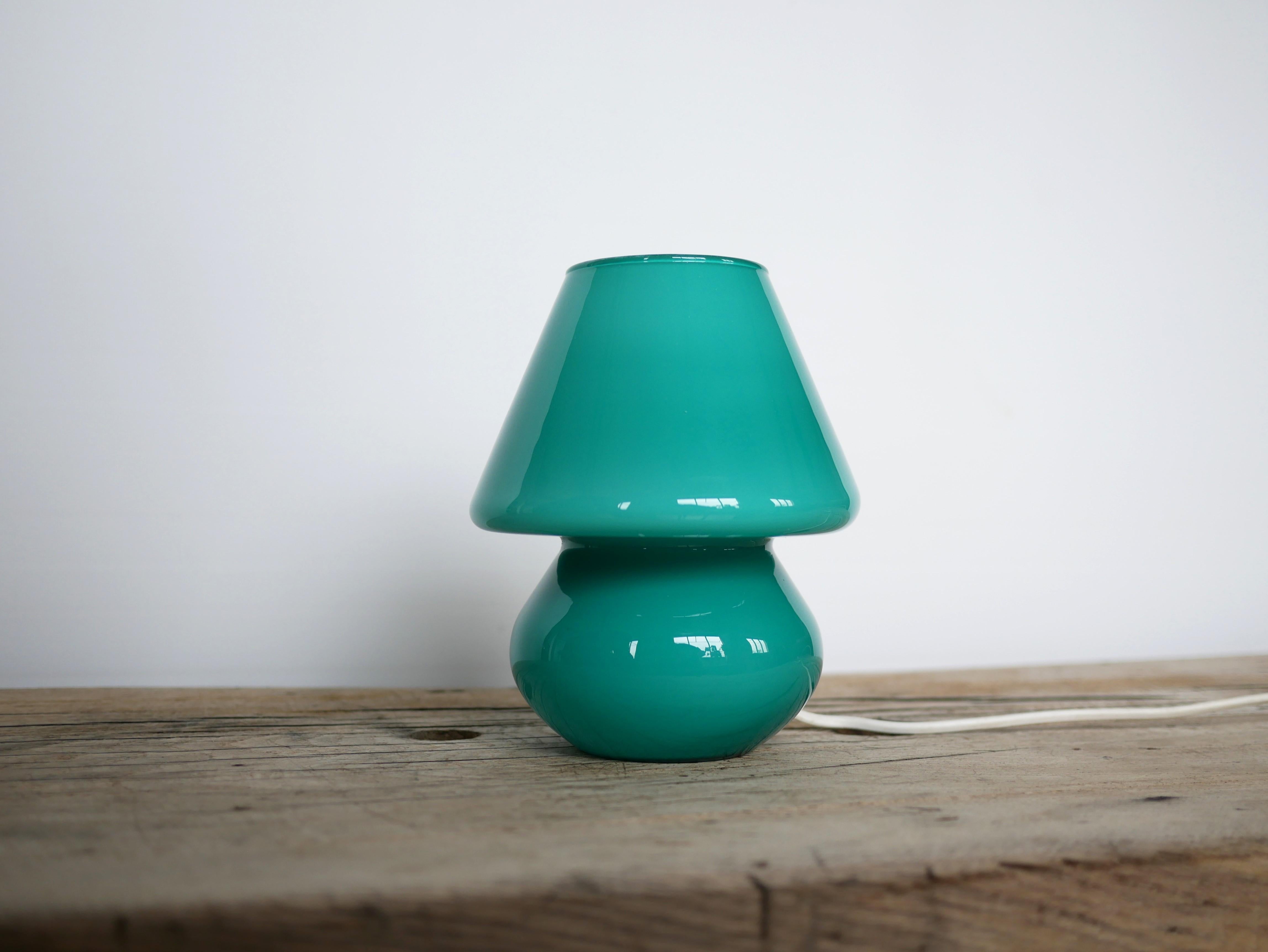 Lampe champignon vintage en verre de Verrerie de Vianne Bon état à AIGNAN, FR