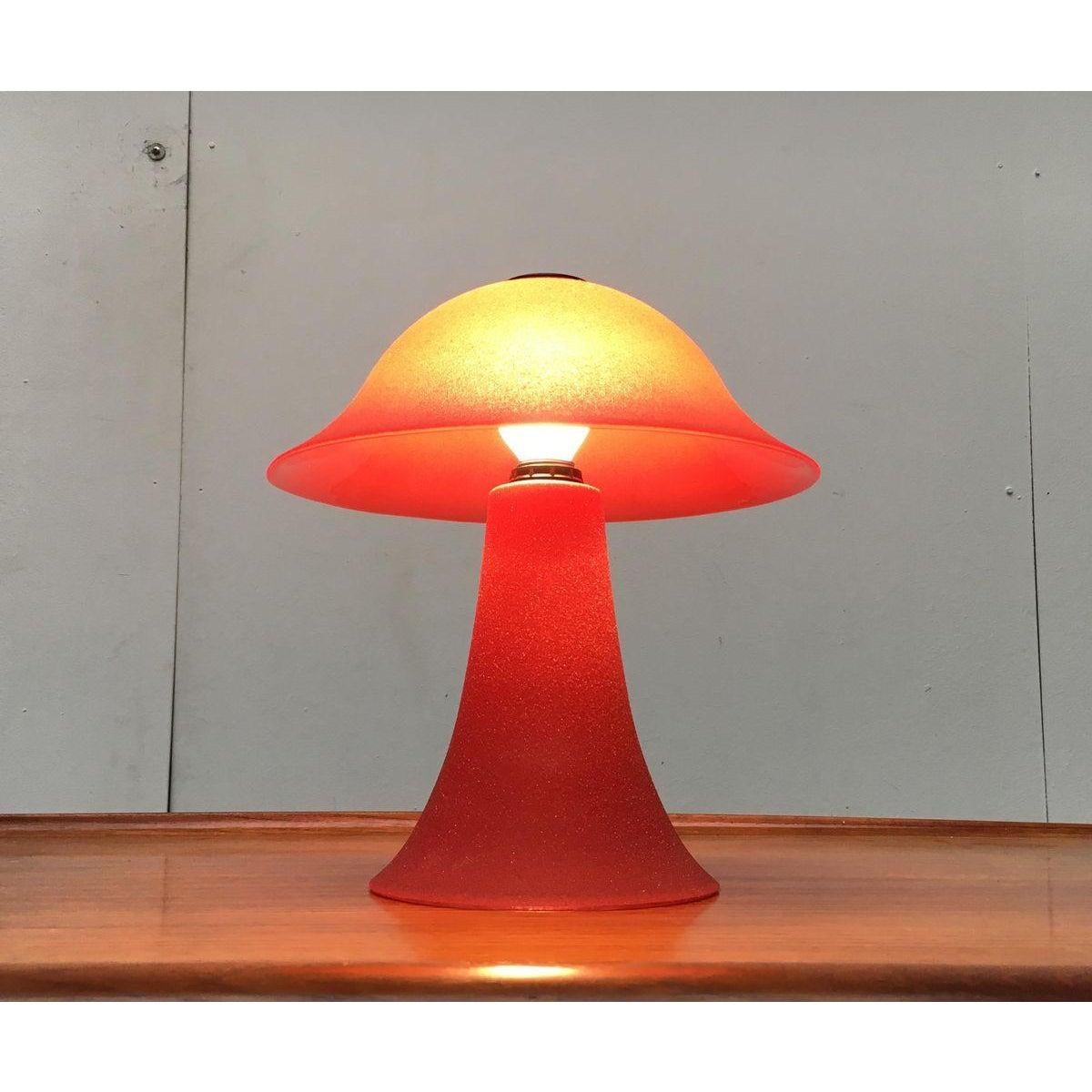Lampe de table champignon vintage en verre, 1970 en vente 7