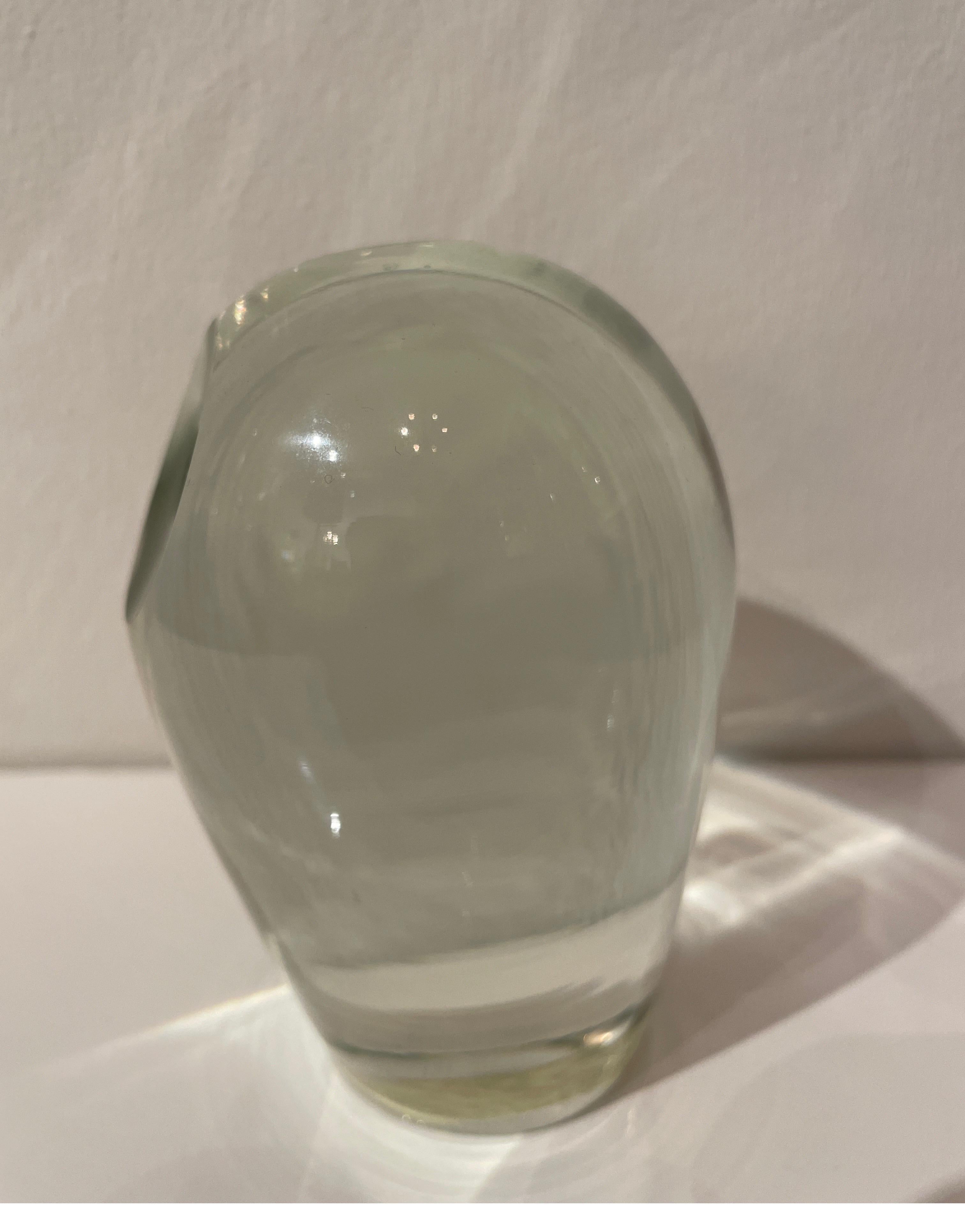 Vintage Glass Owl Paperweight In Good Condition For Sale In West Palm Beach, FL