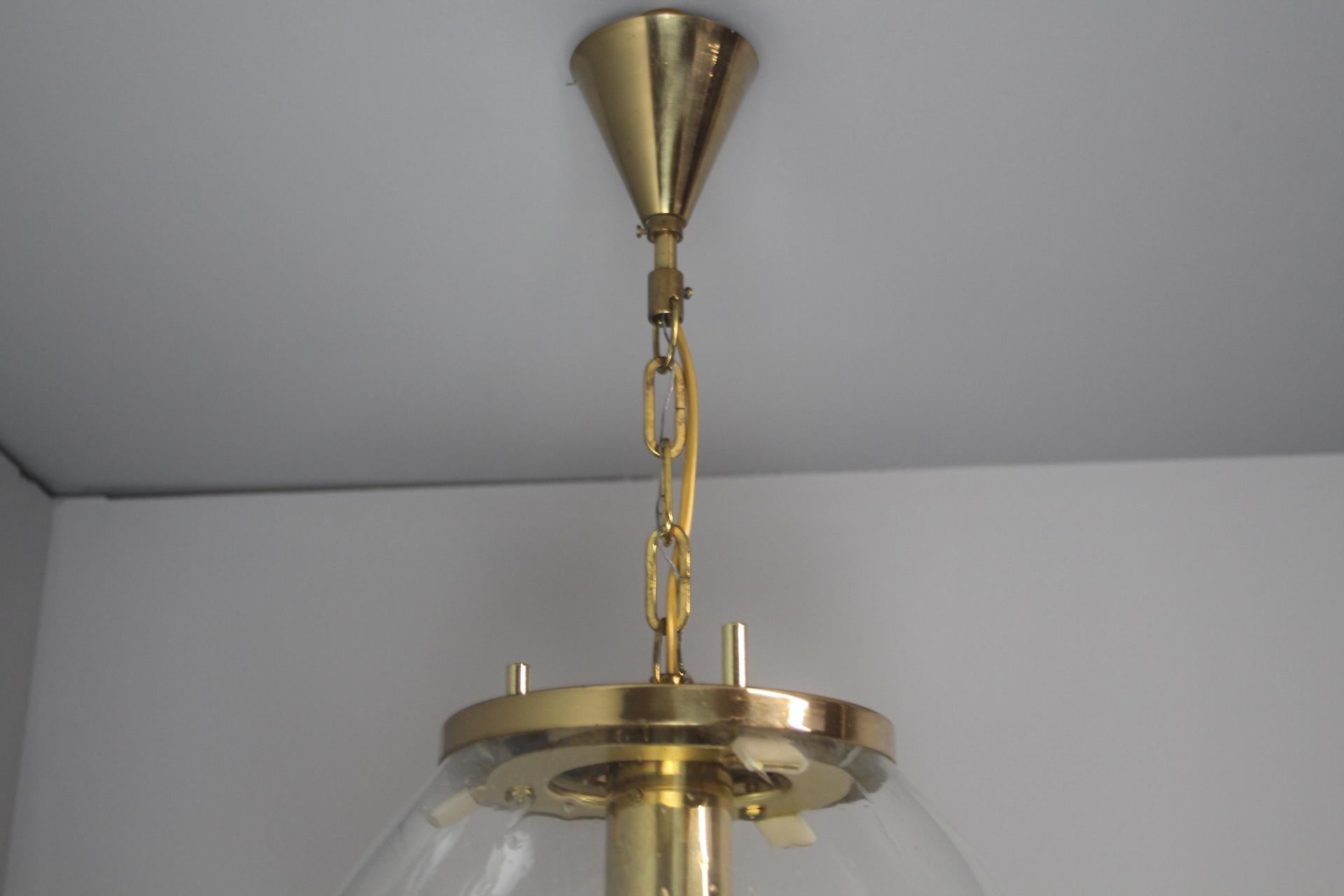 Lampada a sospensione in vetro vintage, Kamenický Šenov, anni '70. in vendita 1