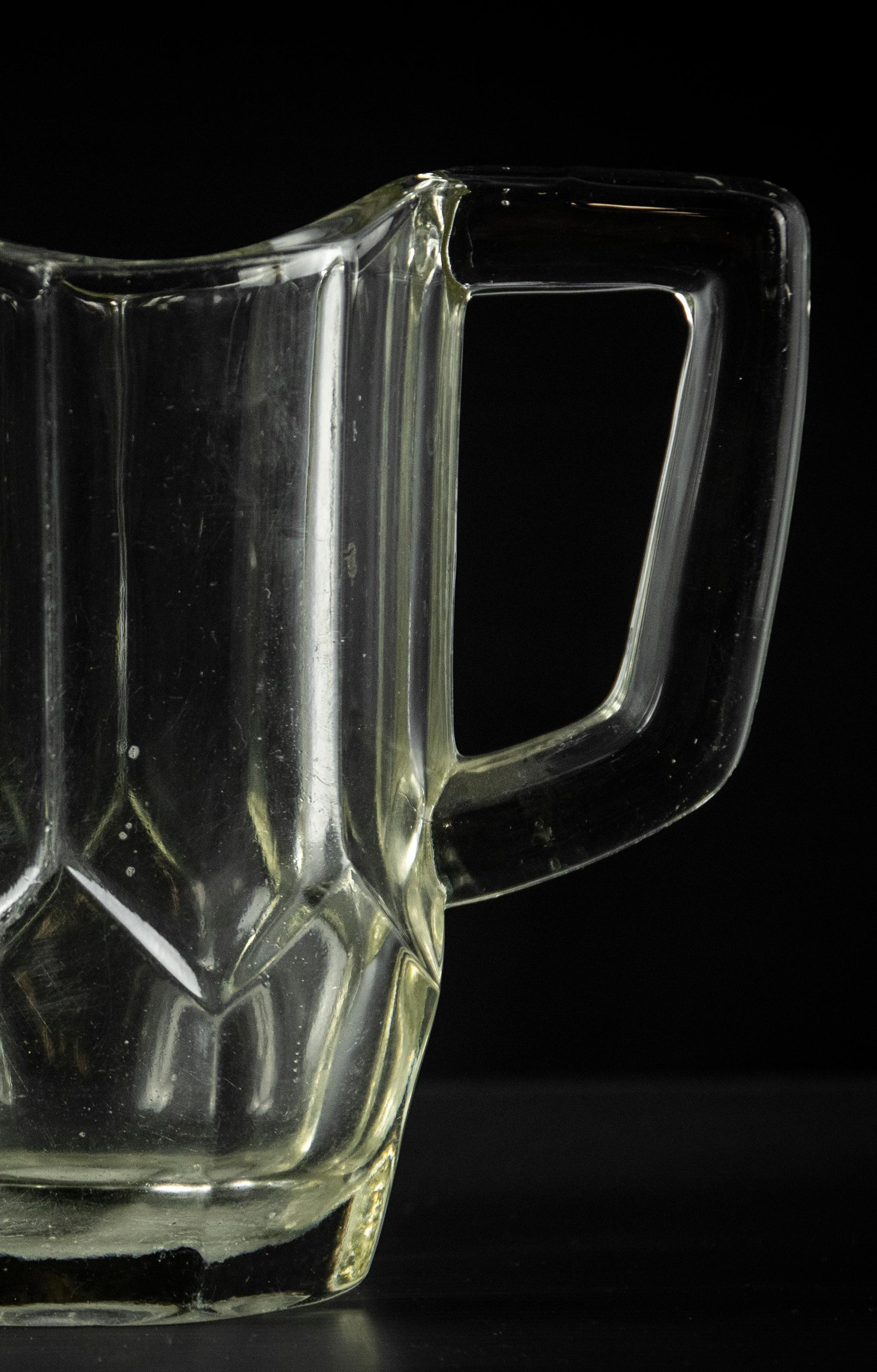 Pichet en verre vintage, moitié du XXe siècle Bon état - En vente à Roma, IT