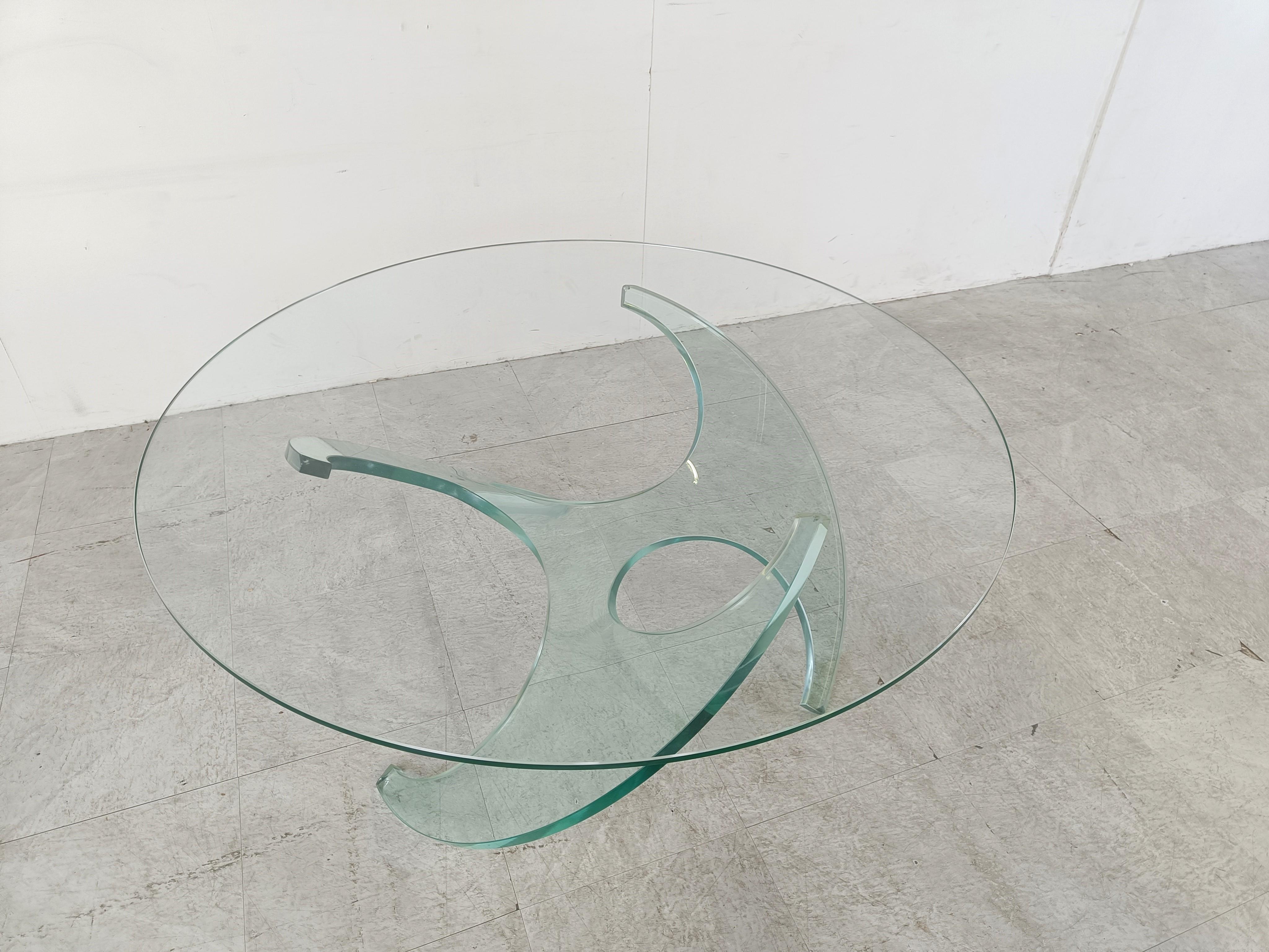 Vintage glass propellor coffee table, 1980s  For Sale 1