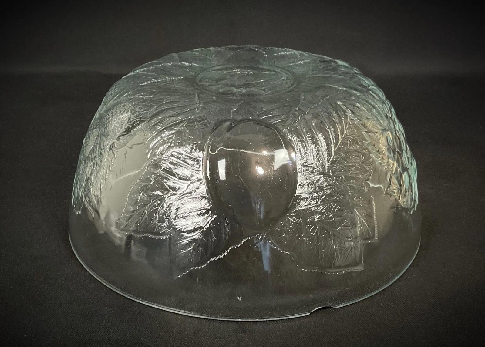 Ensaladera de cristal vintage con diseño de frutas grabado - 2Y456 en Bueno estado para la venta en Bordeaux, FR