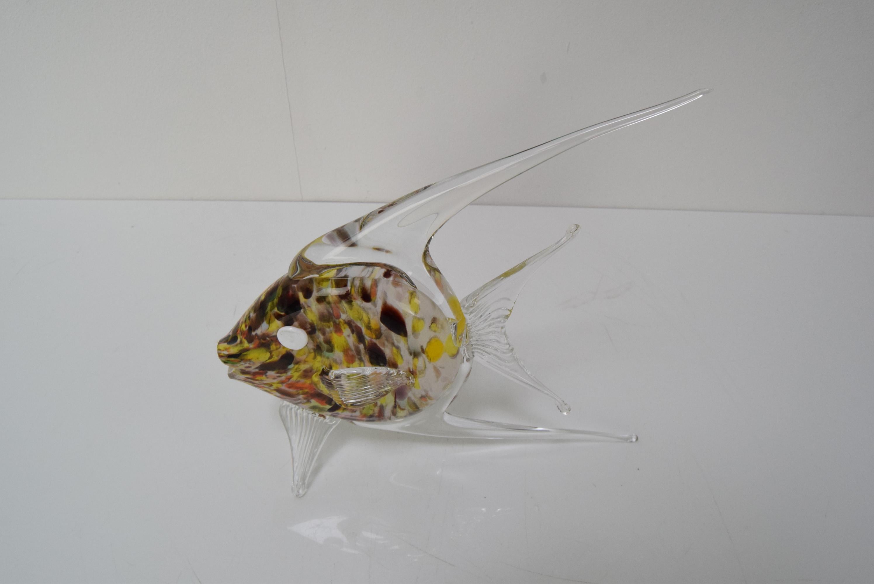 Vintage Glass Scalar/Fish, Glasswork Novy Bor, 1970's.  For Sale 3