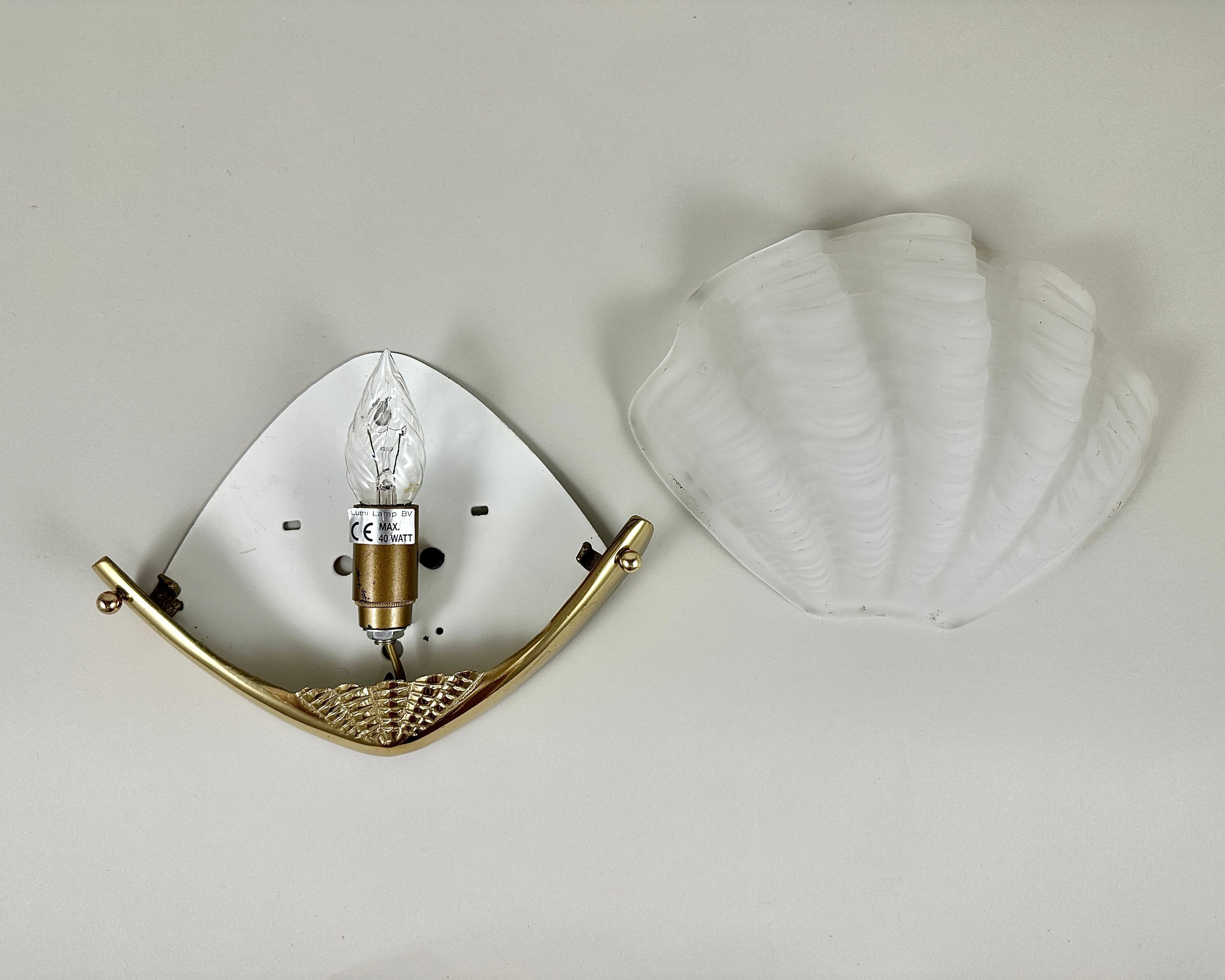 Late 20th Century Vintage Glass Shell Wall Lamp from 80s Art Deco Style, Glass & Bronze