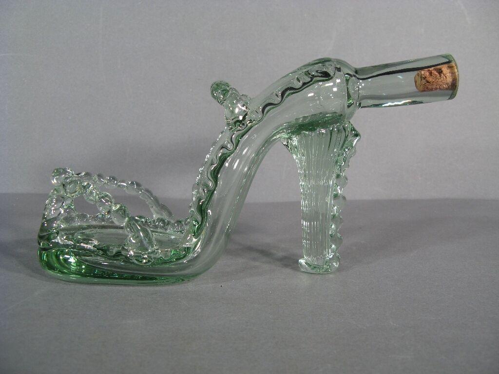 Vintage Glass Shoe-Shaped Decanter (Mid-20th Century) -1Y02 4