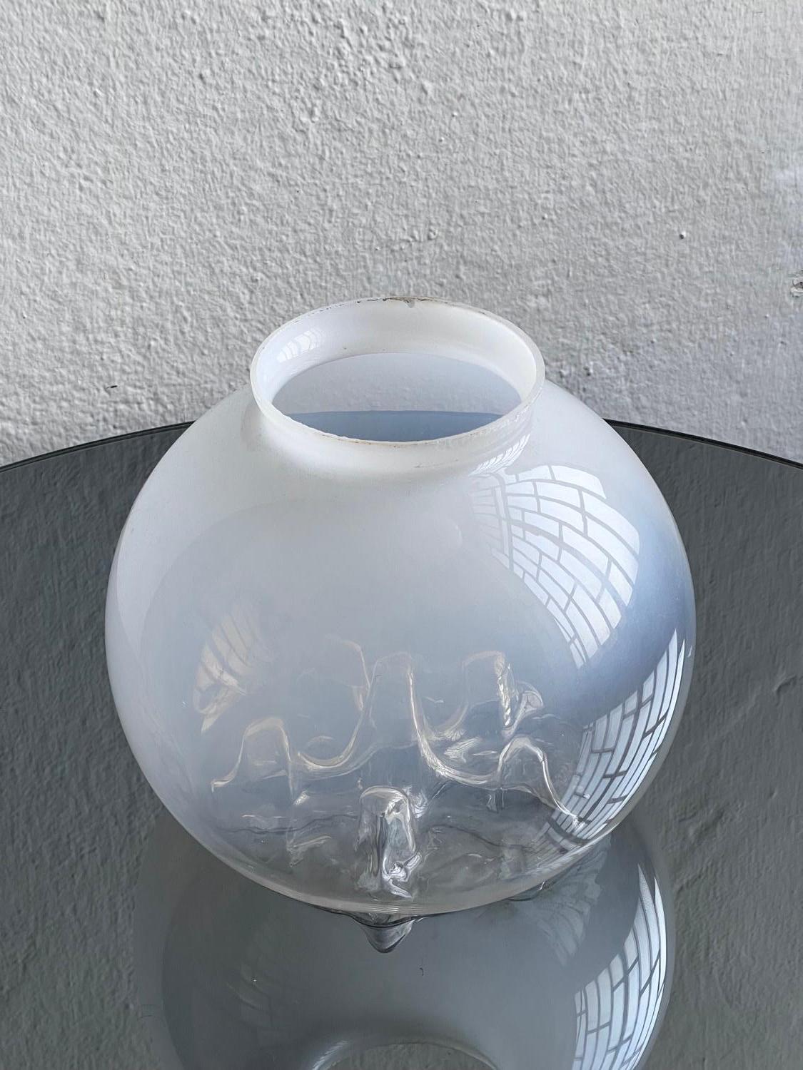 italien Vase en verre de Murano décoratif, style Toni Zuccheri en vente