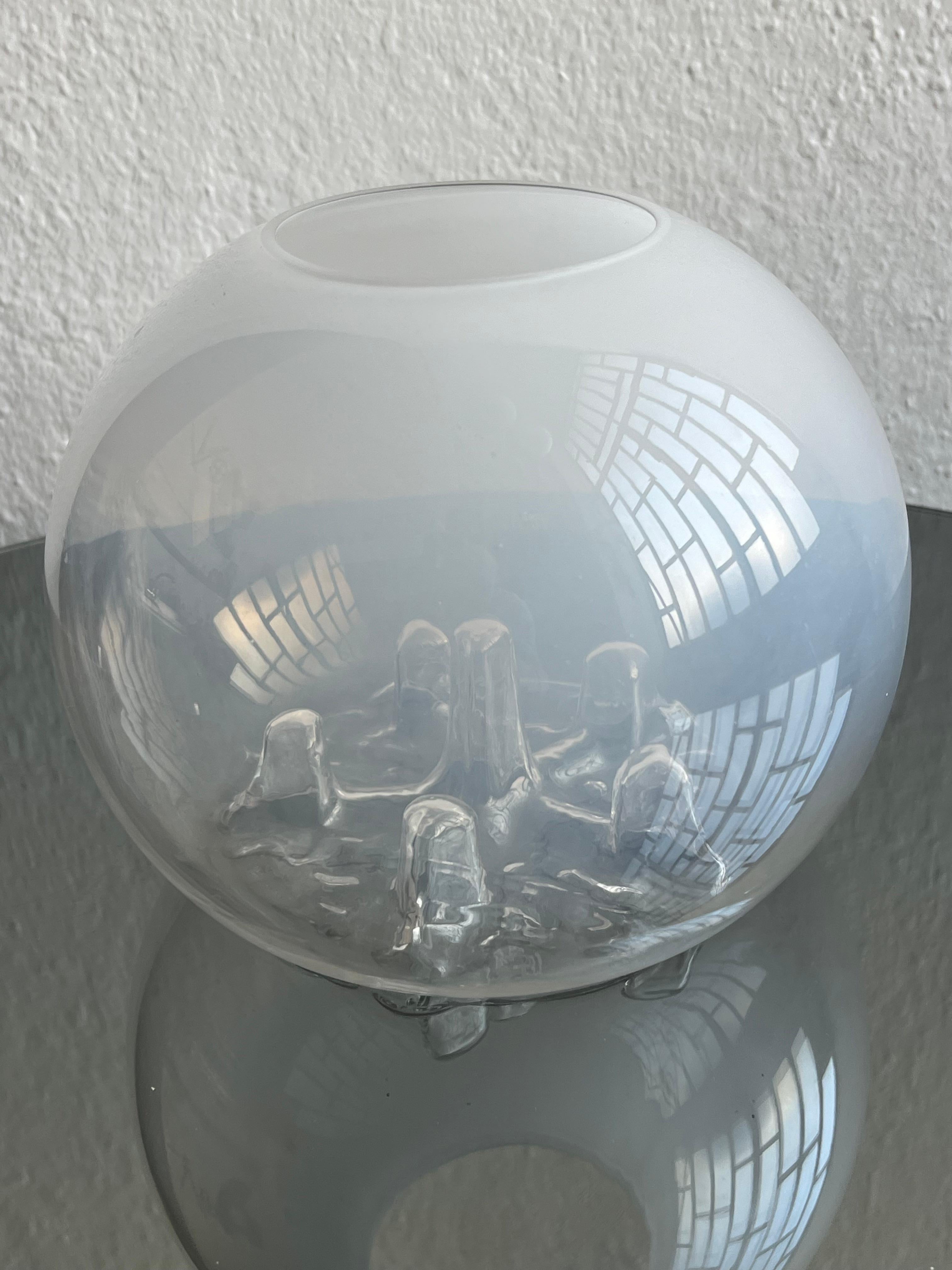 italien Vase en verre de Murano décoratif, style Toni Zuccheri en vente