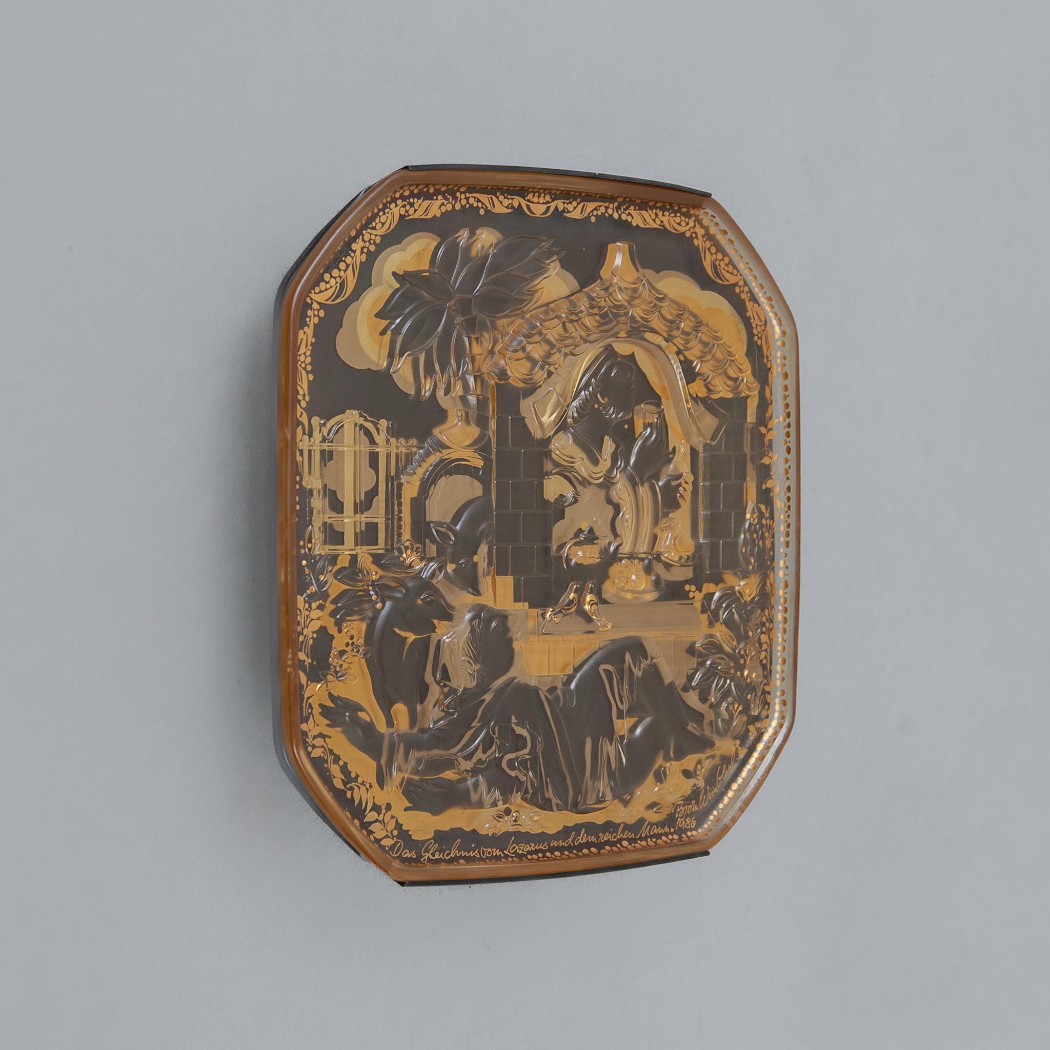 Late 20th Century Vintage Glass Wall Mounted Plate by Bjorn Winblad for Rosenthal, 1986 For Sale