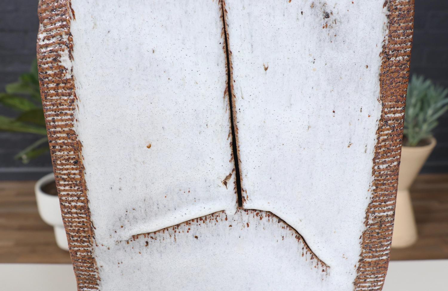 Scultura architettonica in ceramica smaltata vintage Architectural Pottery in vendita 2