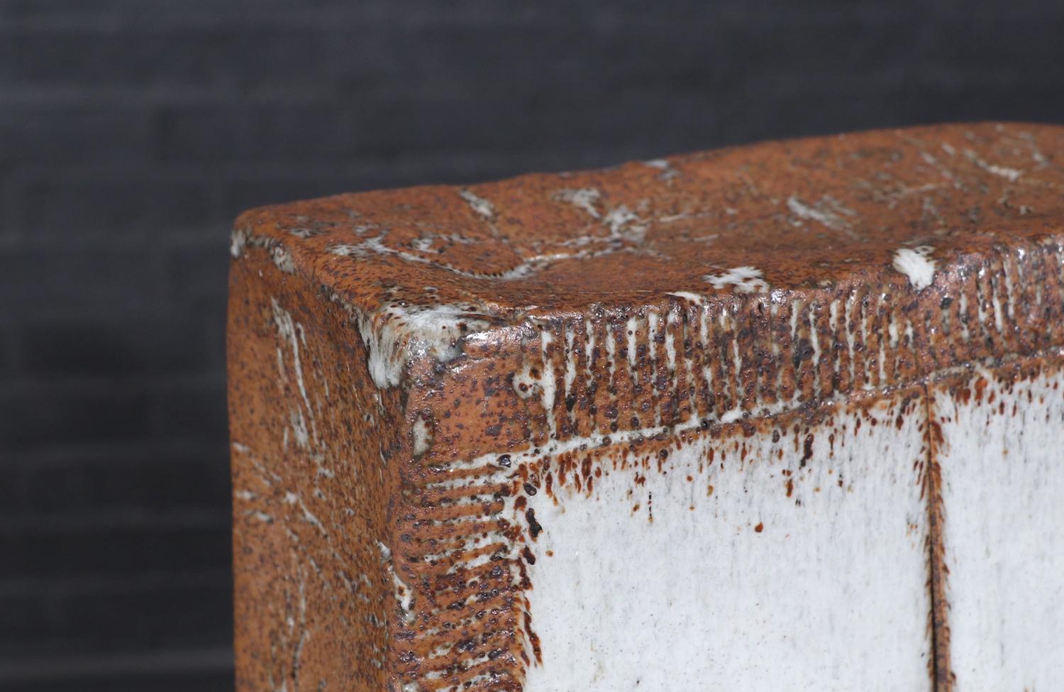 Fine XX secolo Scultura architettonica in ceramica smaltata vintage Architectural Pottery in vendita
