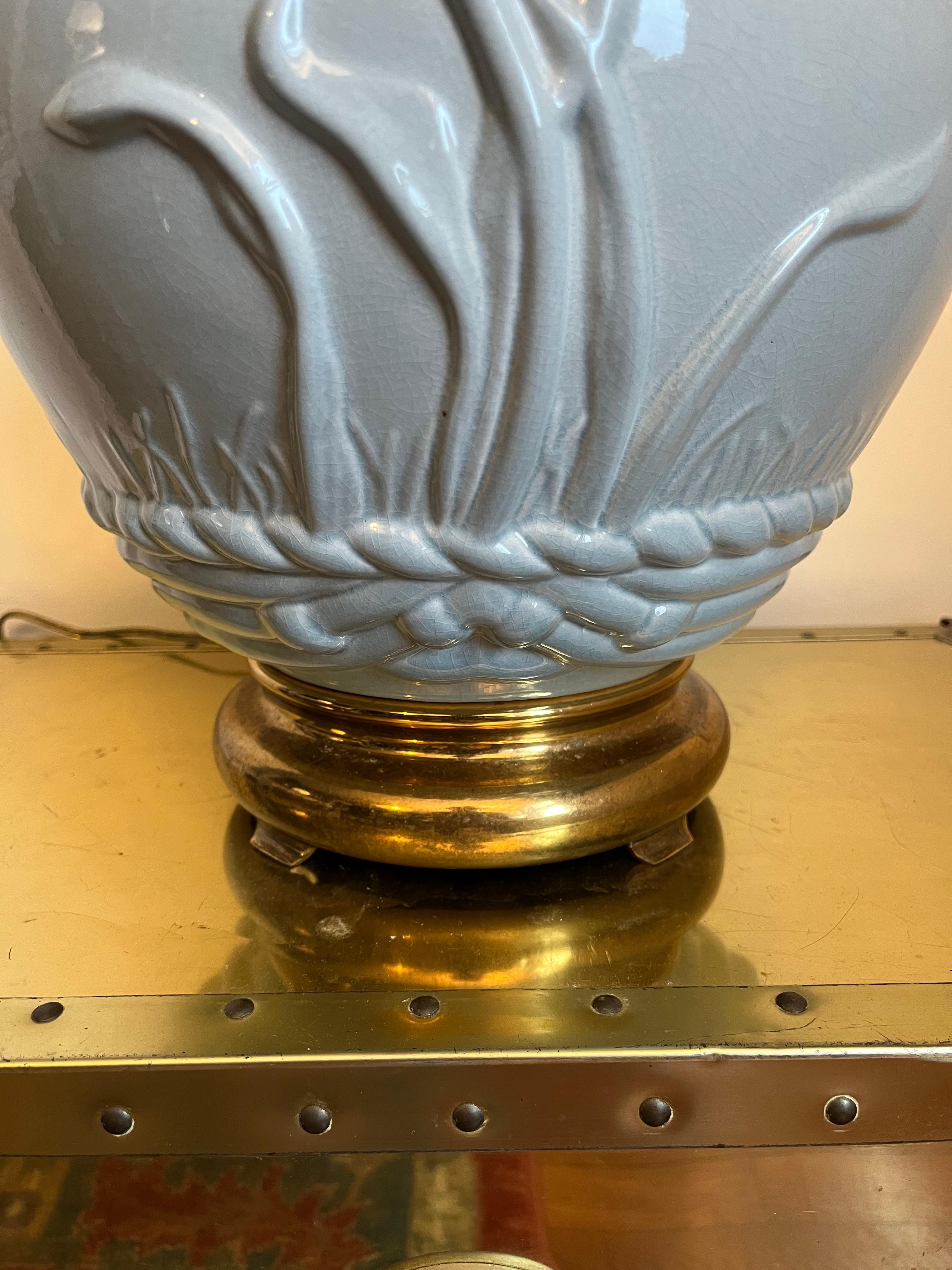 Vintage Glazed Ceramic Chinoiserie Lotus Lamp For Sale 2
