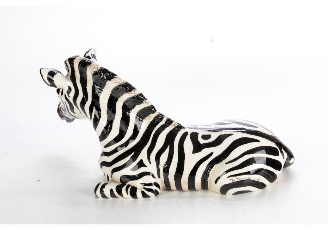 Hollywood Regency Figura di zebra in ceramica smaltata vintage di The Townsends, USA in vendita