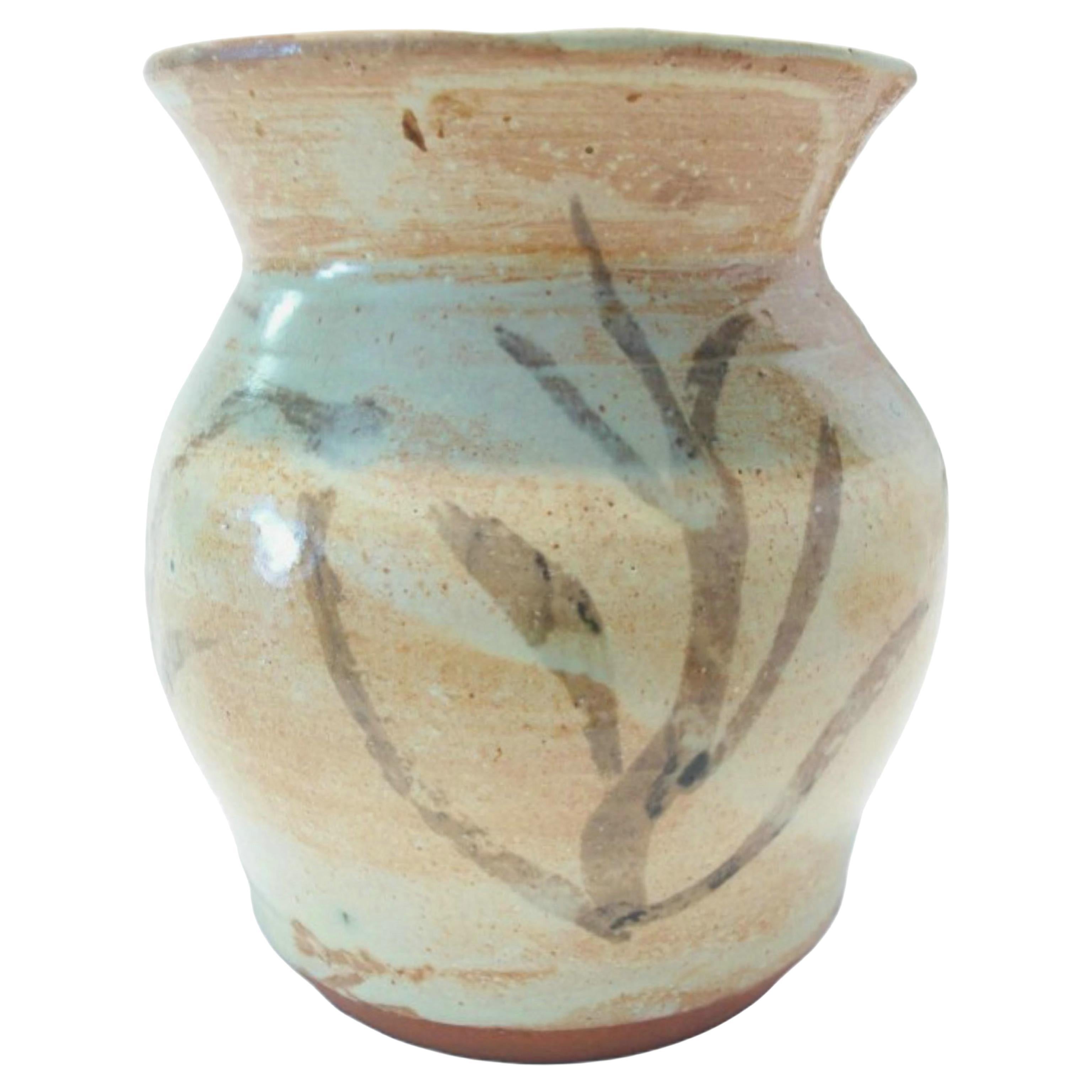 Vaso d
epoca in terracotta smaltata e decorata dello Studio Pottery - Circa anni
70