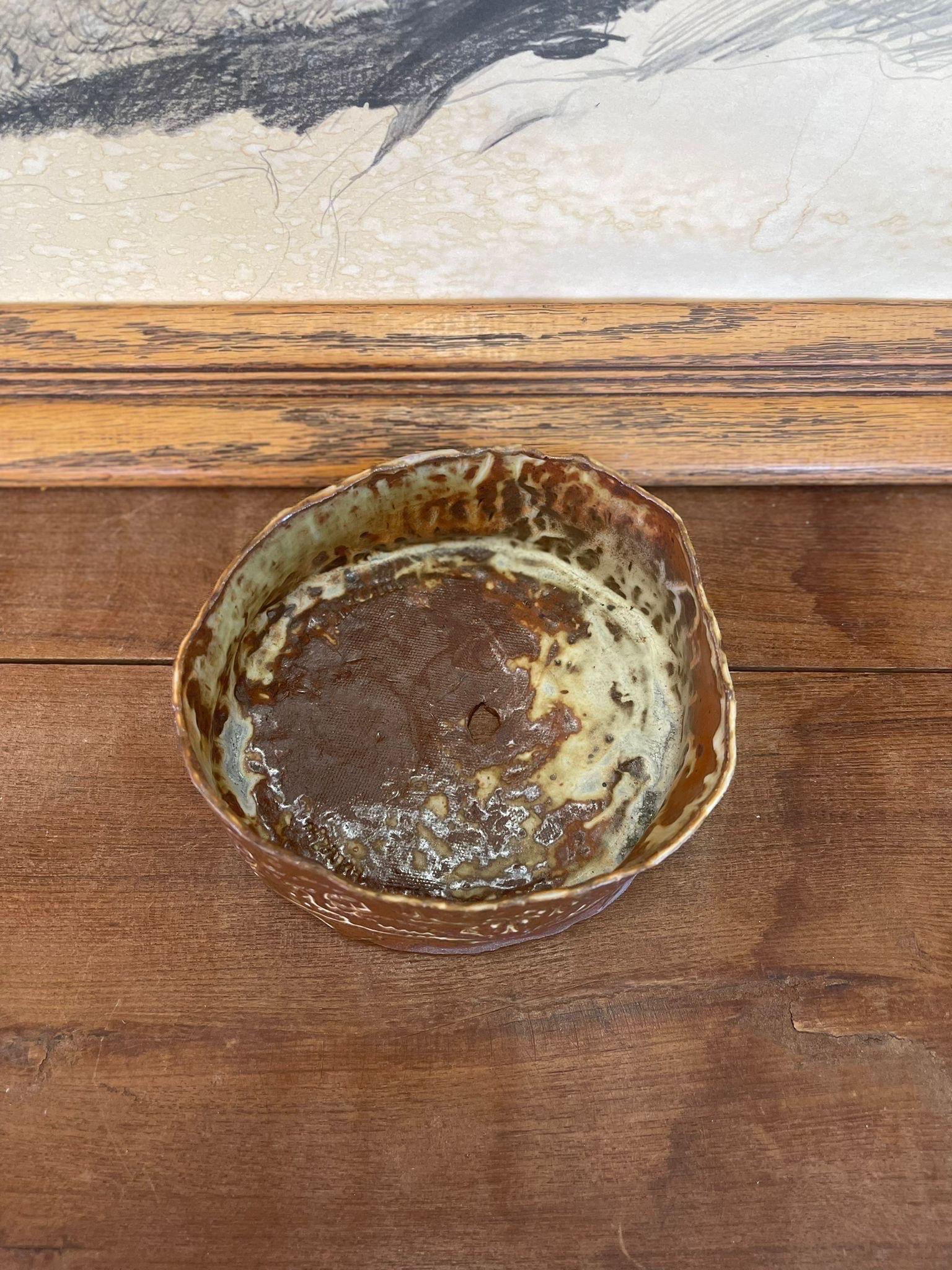 Vintage Glazed Planter With Treasure Map Etching In Good Condition For Sale In Seattle, WA