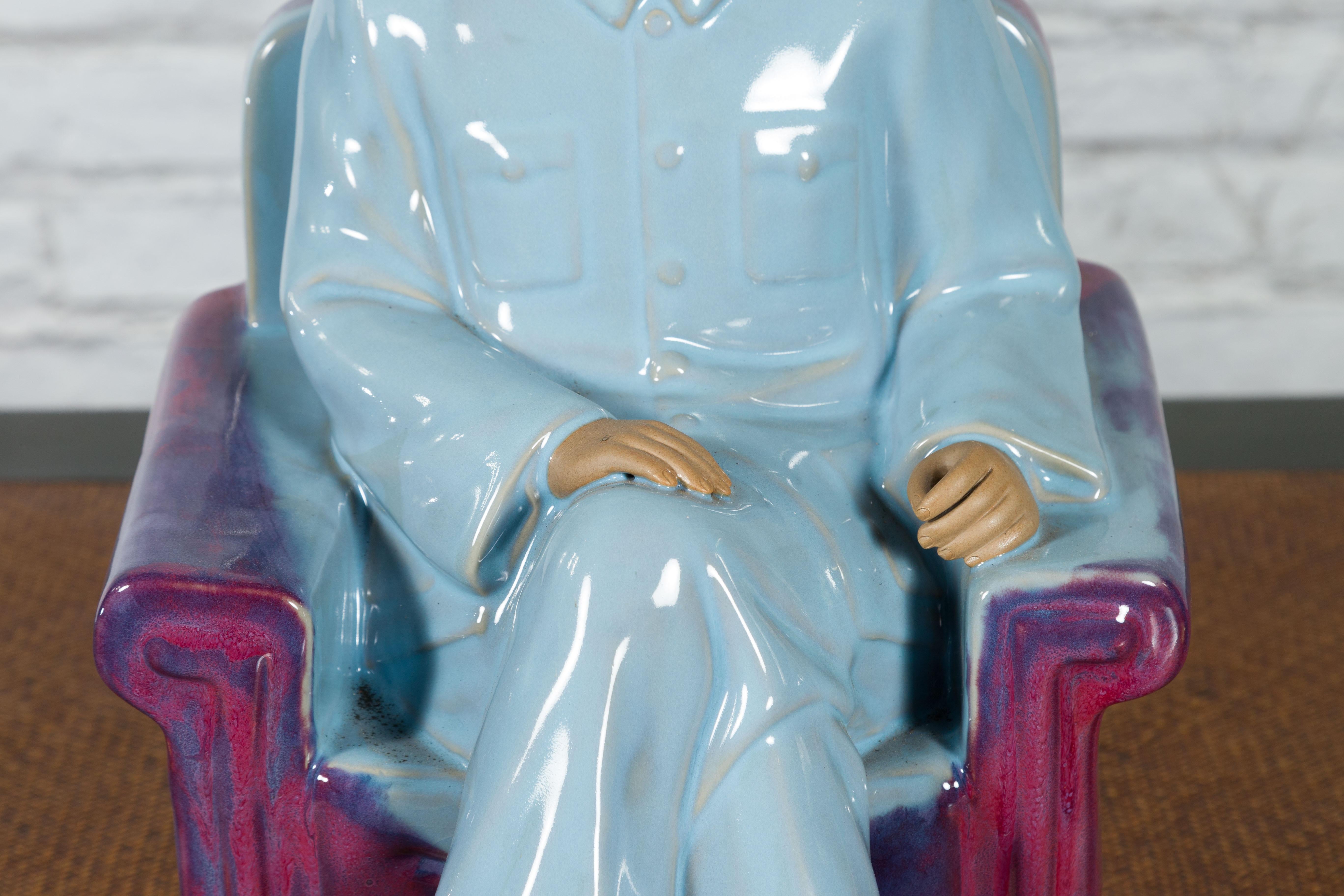 Vintage Glazed Porcelain Statuette of Mao Zedong Seated on an Armchair In Good Condition For Sale In Yonkers, NY