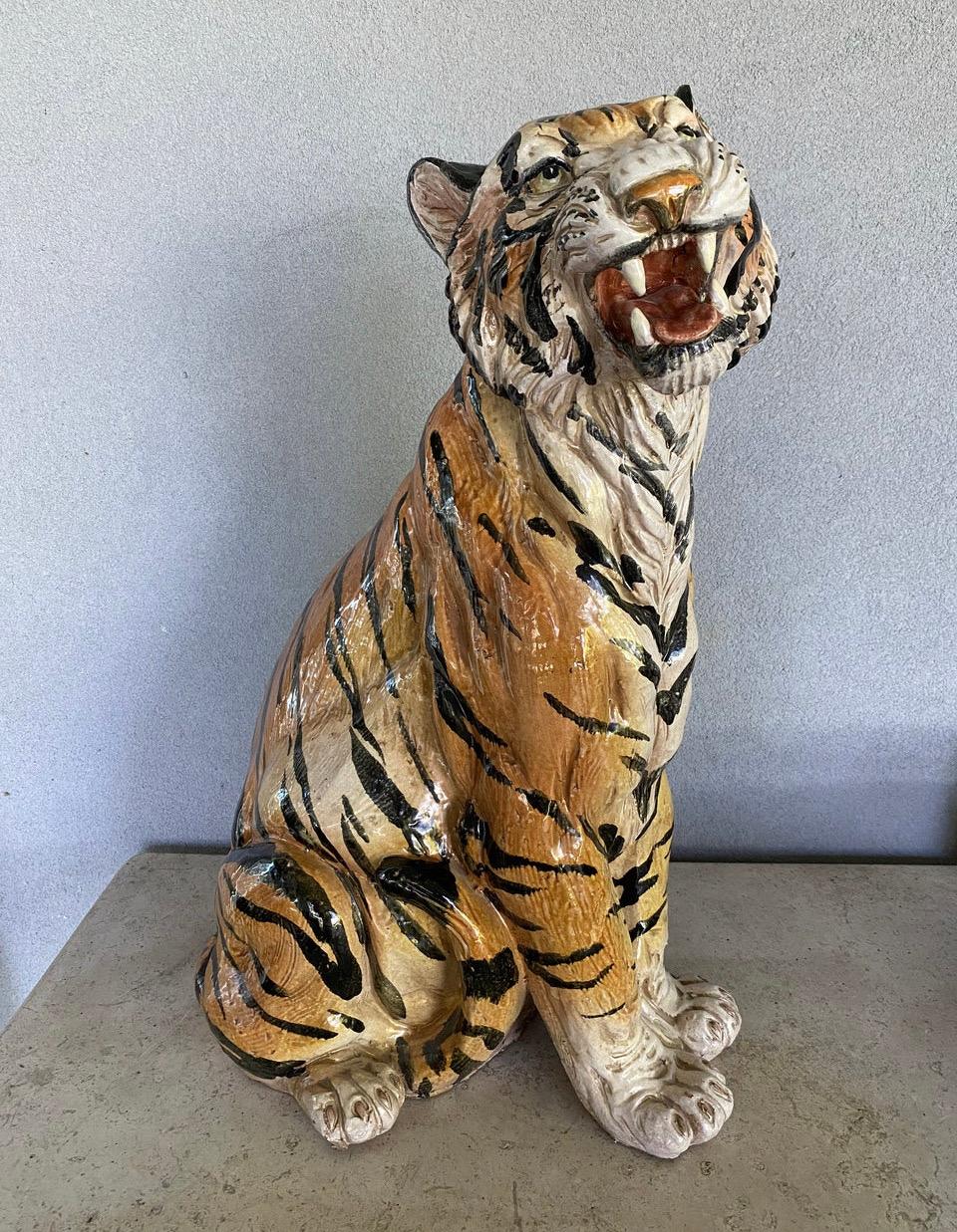 Terre cuite Sculpture Vintage en Terracota émaillée Tigre rugissant
