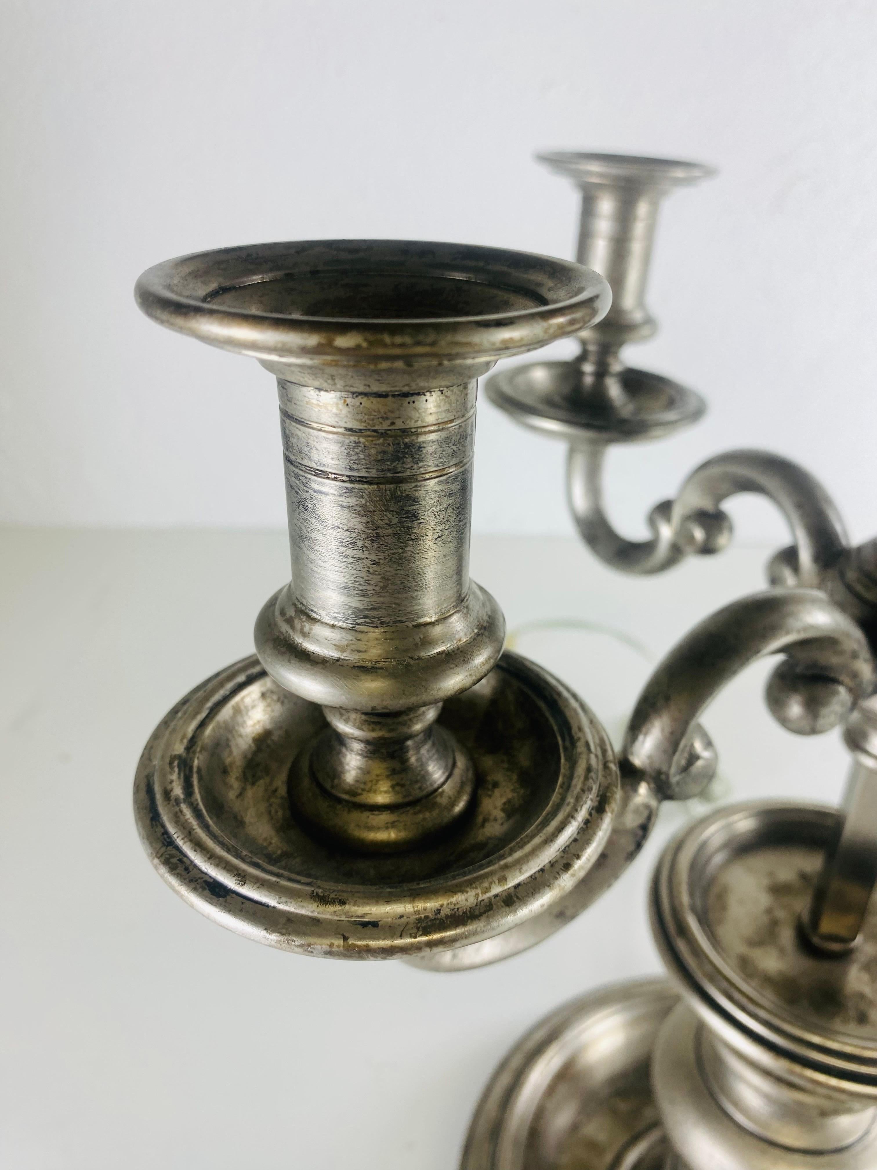 French Provincial Vintage global views French inspired Bouilotte table lamp For Sale