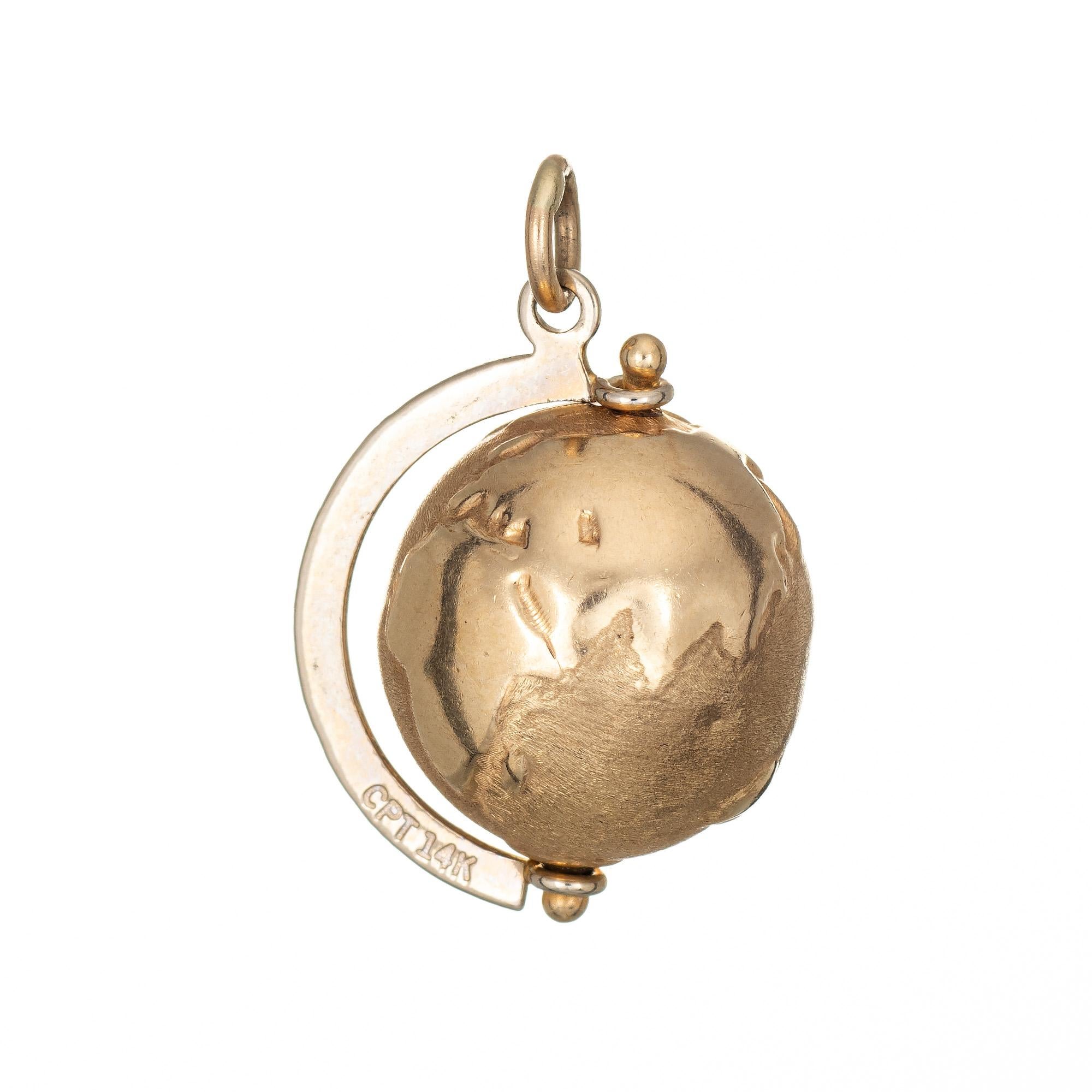 Vintage Globe Charm 14 Karat Gelbgold Bewegliche Estate Anhänger Feiner Schmuck (Moderne)