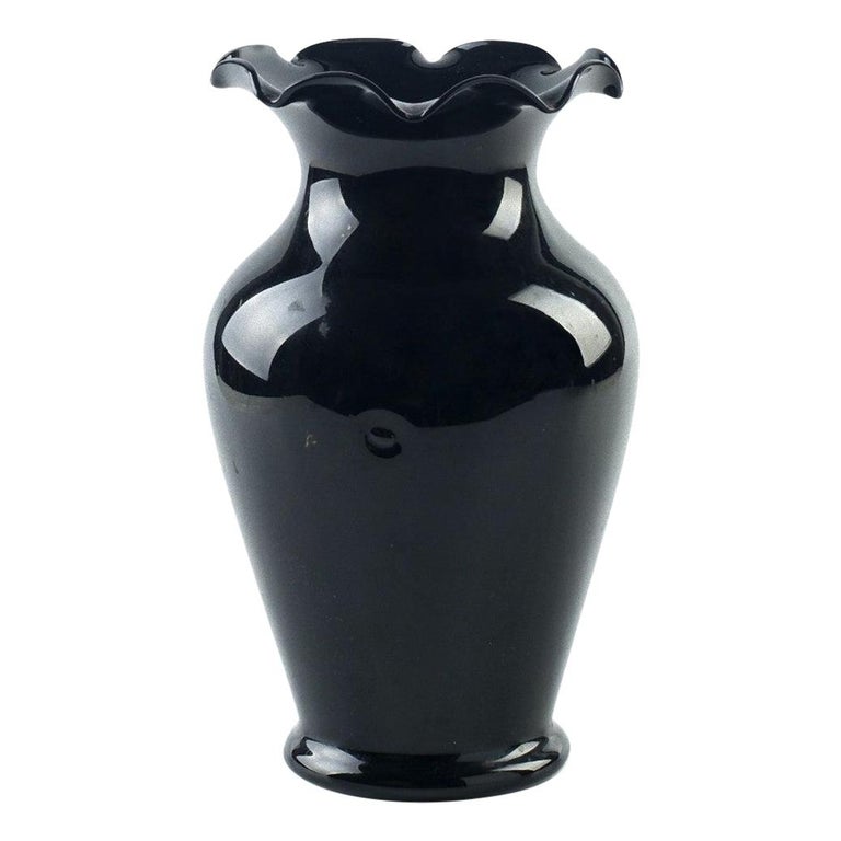 Vintage Glossy Black Vase For Sale at 1stDibs