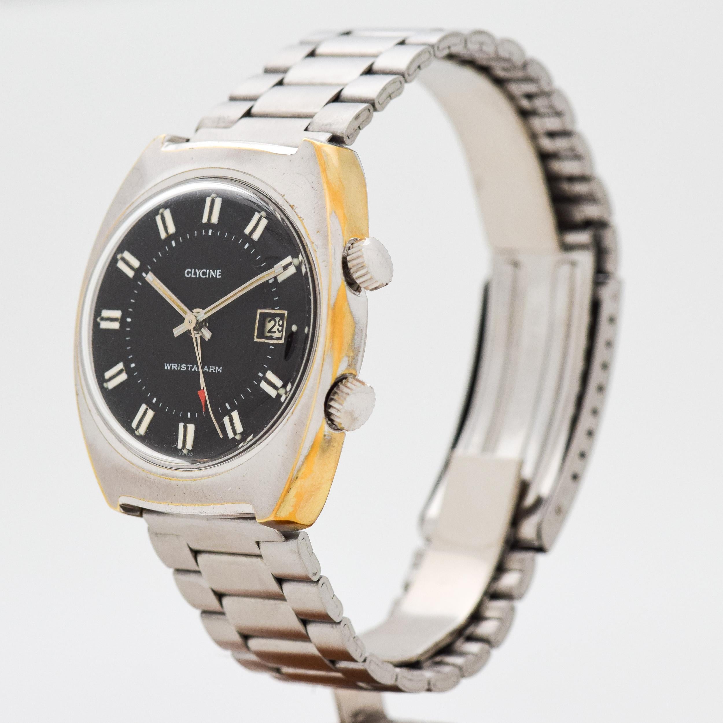 Vintage Glycine Wrist Alarm Reference 396/34 Chrome and Steel Watch, 1970s In Excellent Condition In Beverly Hills, CA