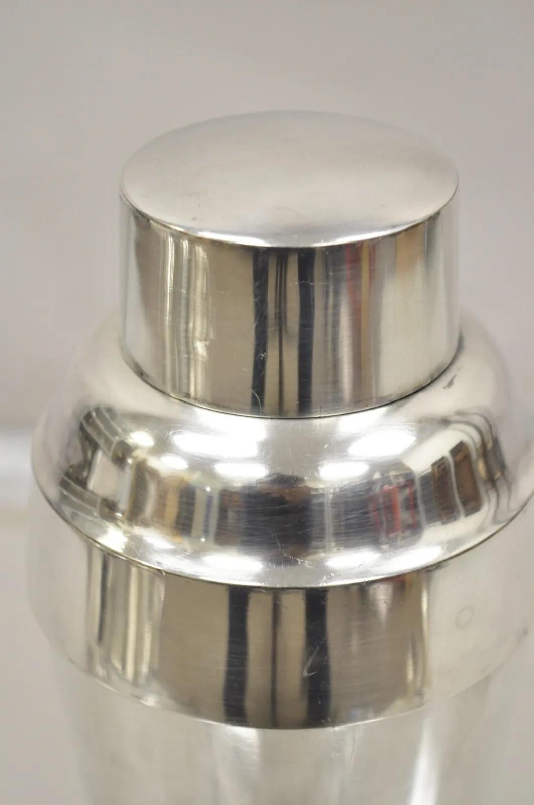 Vintage GM Co. Silver Plated Art Deco Cocktail Bar Martini Shaker In Good Condition For Sale In Philadelphia, PA