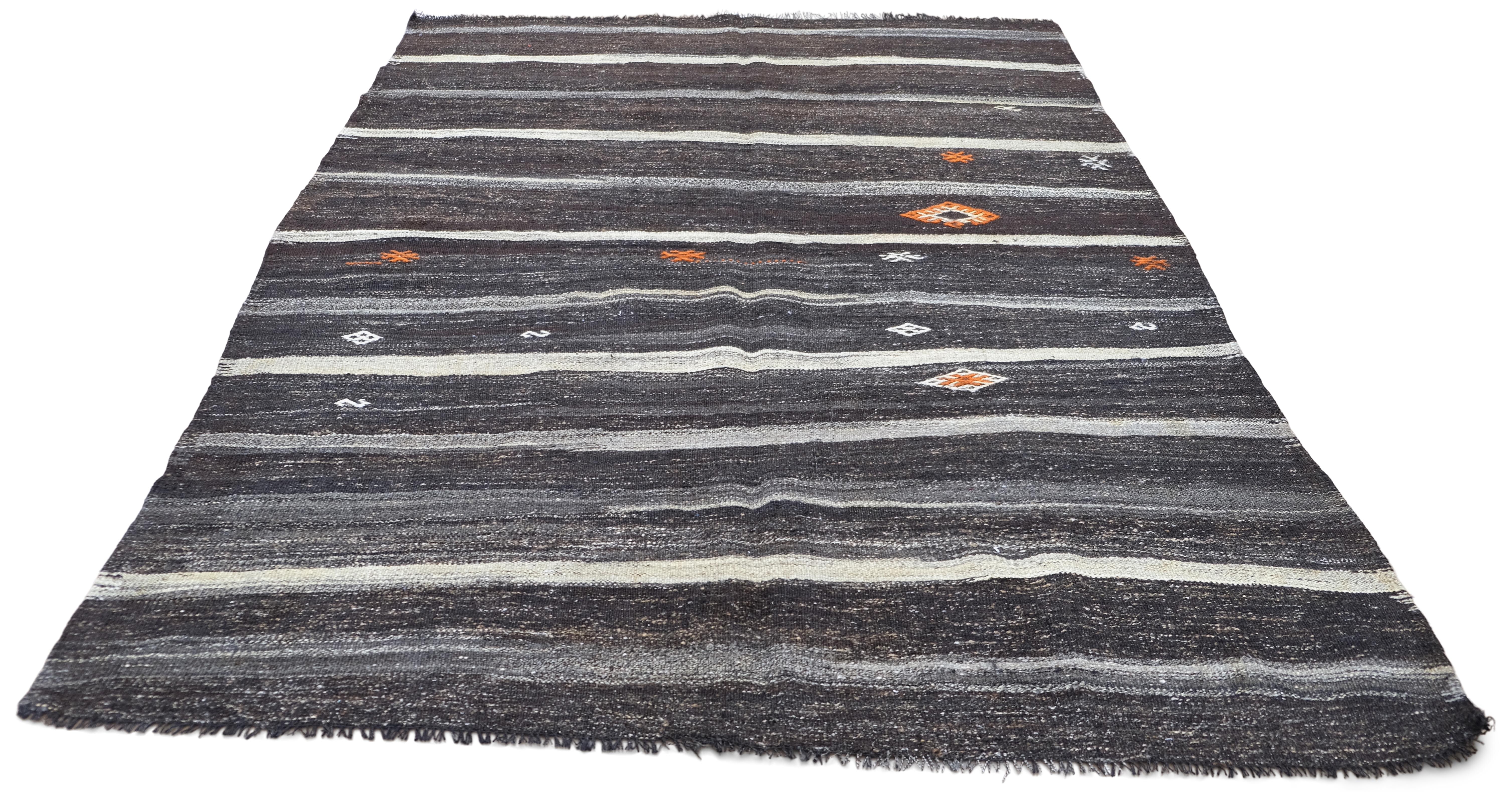 Turco Capelli di capra vintage  Kilim 6'3''x8'6'' in vendita