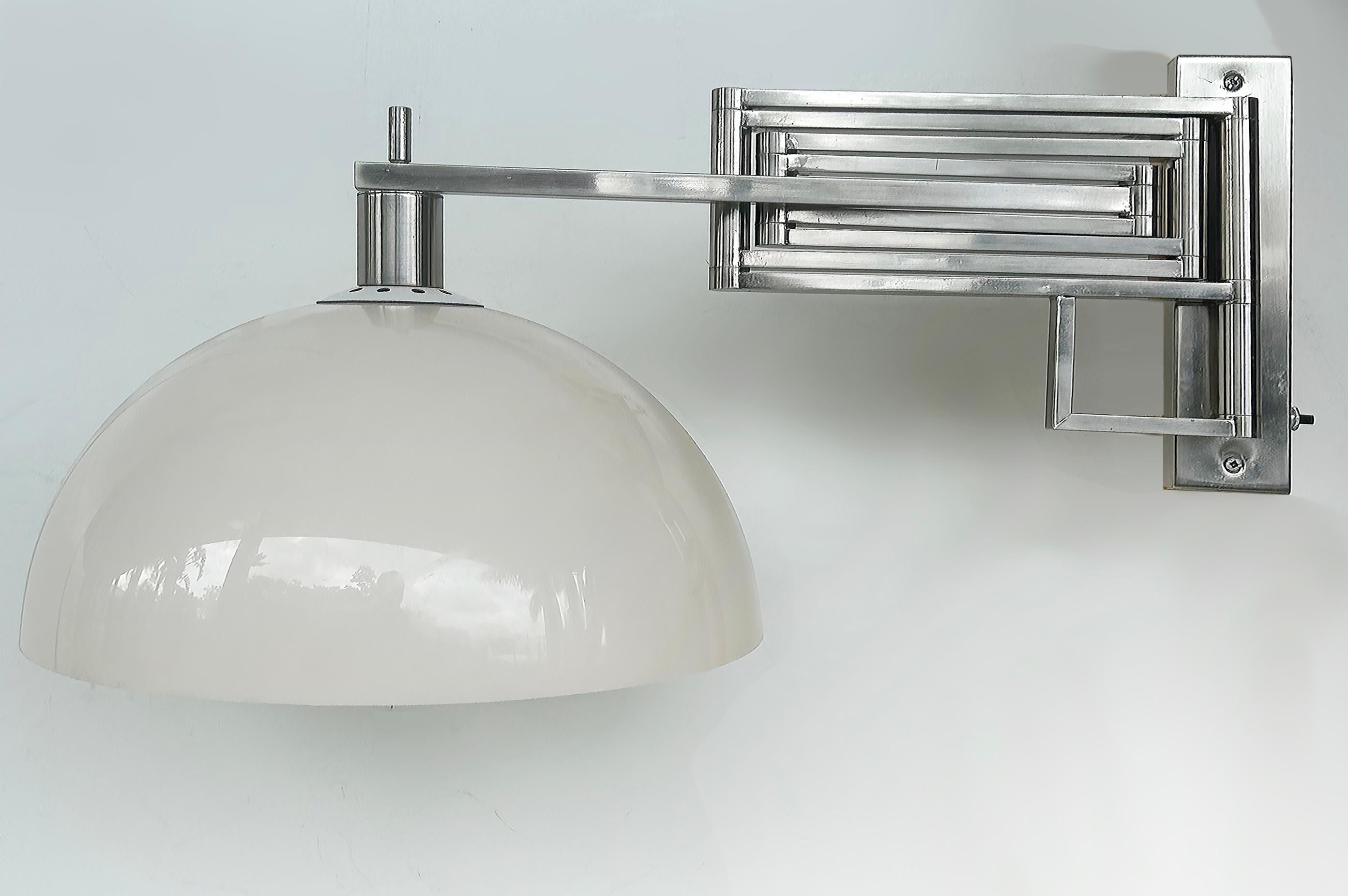 Mid-Century Modern Vintage Goffredo Reggiani Adjustable Italian Wall Sconce in Chrome For Sale