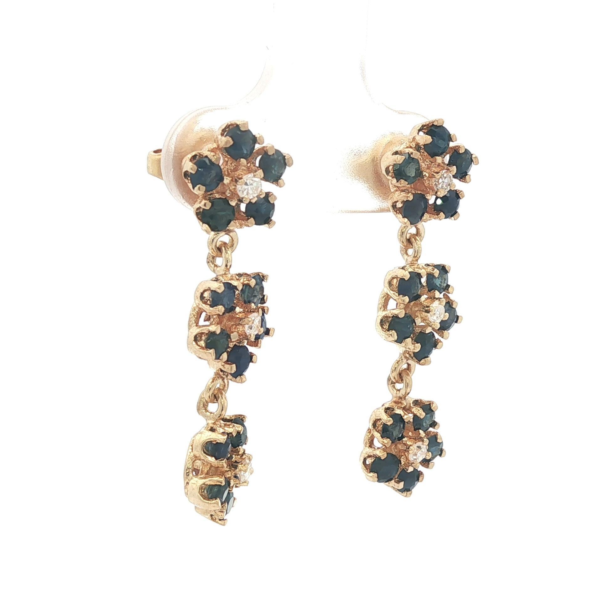 Vintage Gold 2.25ctw Sapphire & Diamond Flower Cluster Journey Dangle Earrings Damen im Angebot