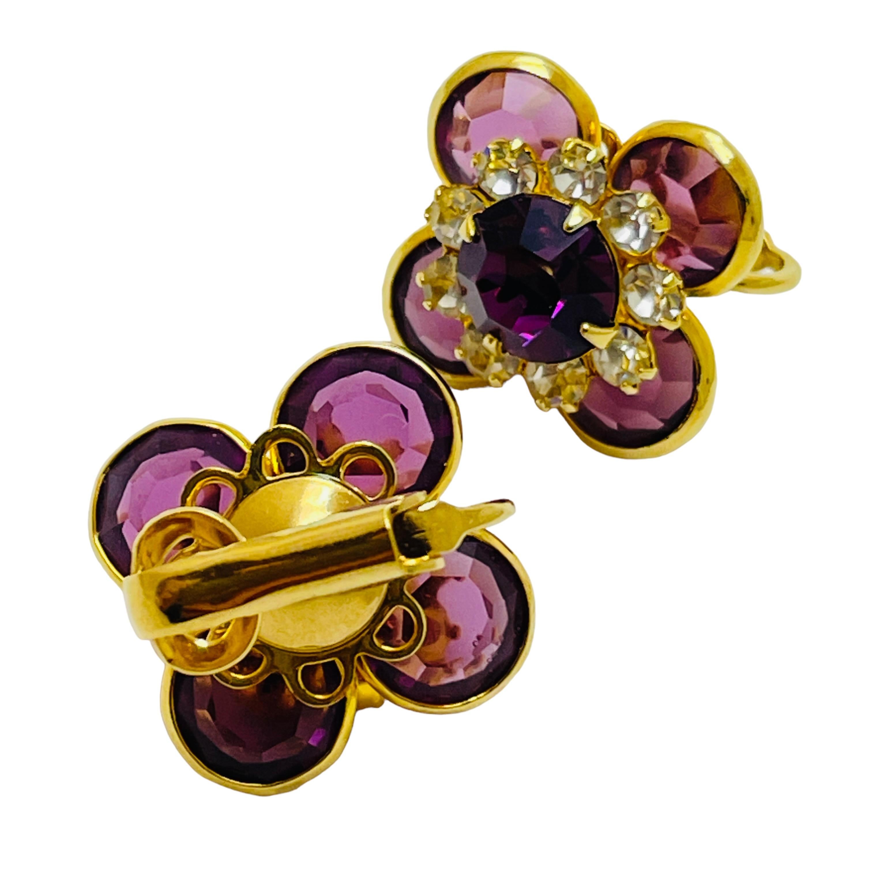 Vintage gold amethyst glass designer clip on earrings In Good Condition For Sale In Palos Hills, IL