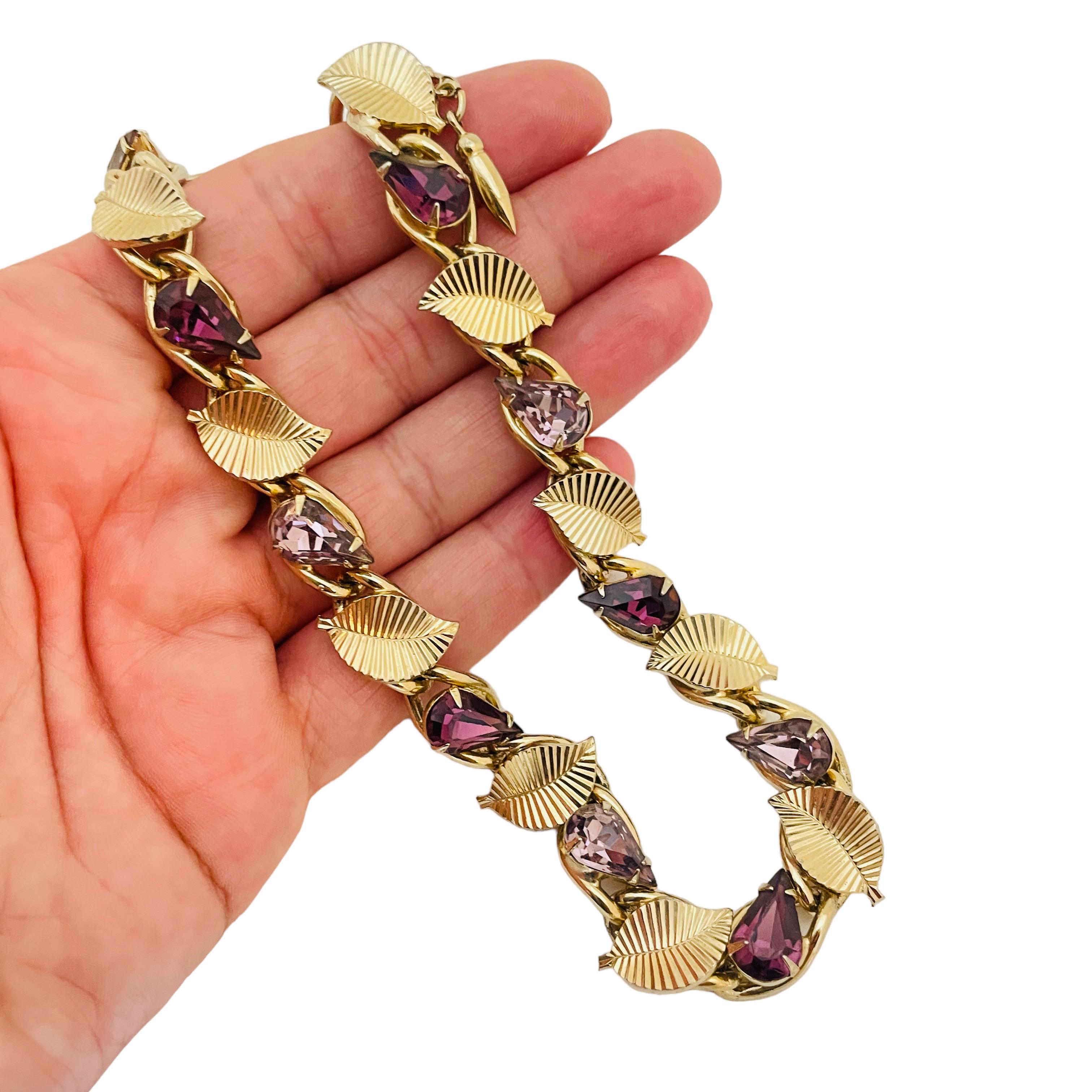 Vintage gold amethyst glass leaf necklace   In Excellent Condition For Sale In Palos Hills, IL