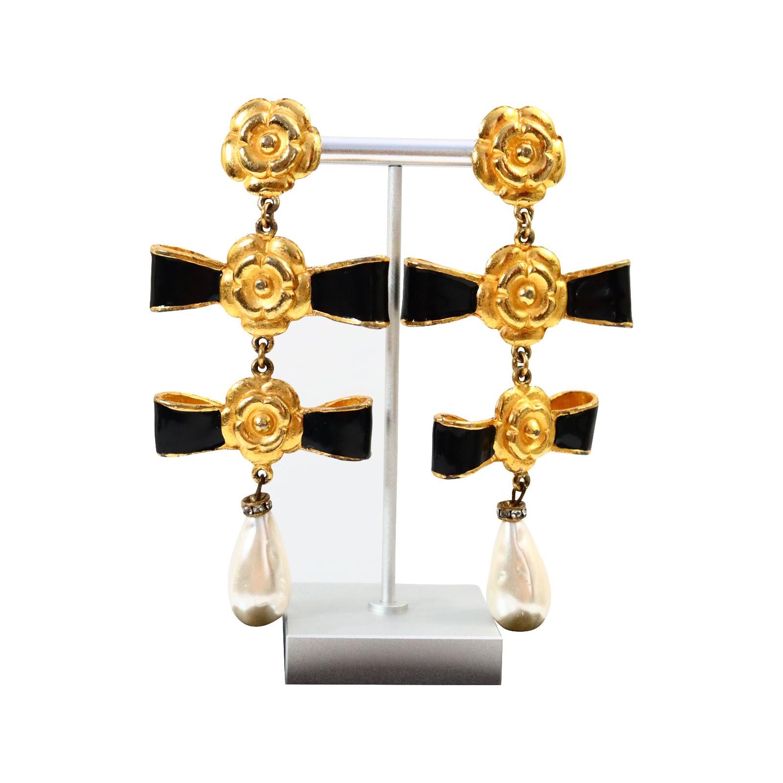 Vintage Gold and Blue Enamel with Faux Dangling Pearl Earrings Circa 1980s In Good Condition For Sale In New York, NY