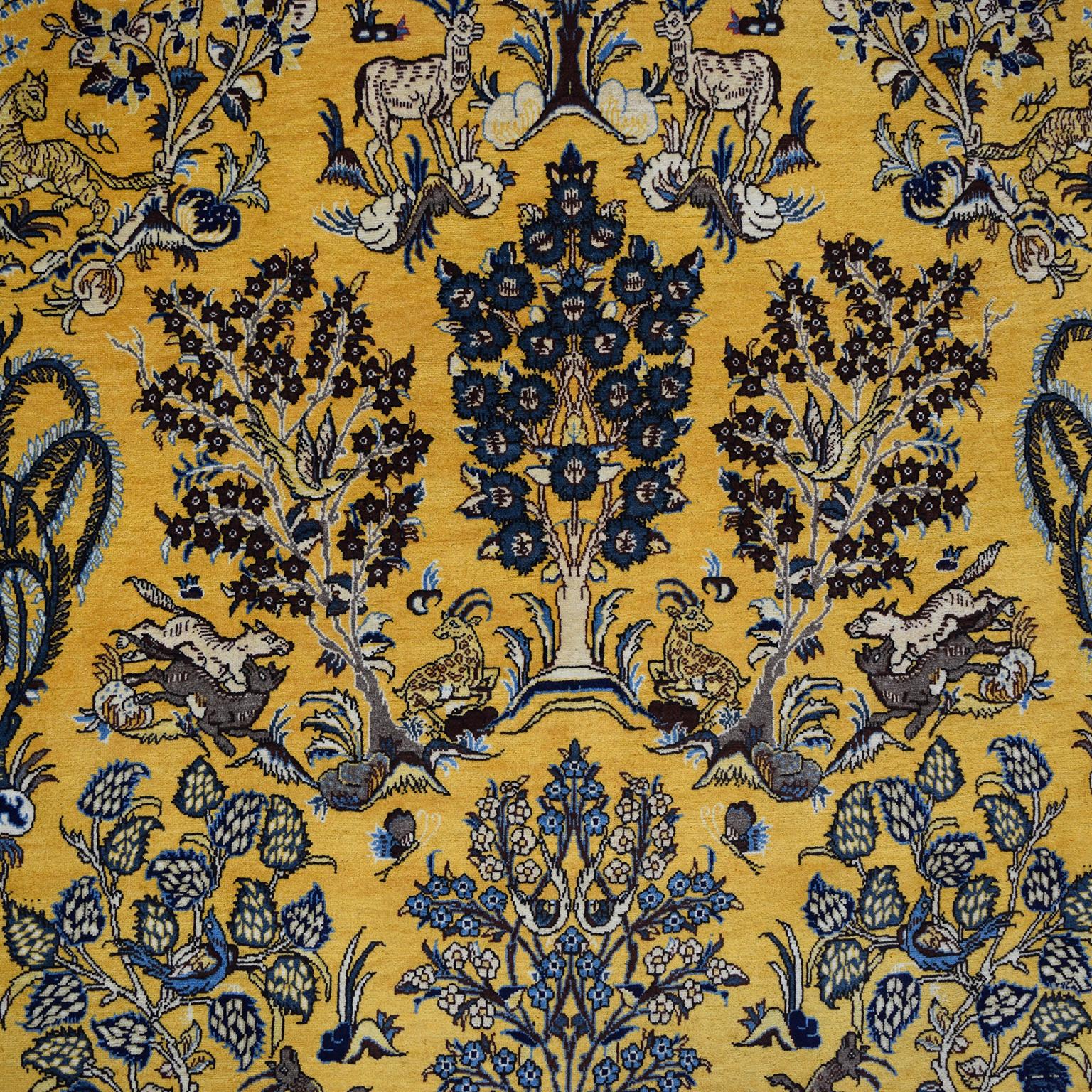 Tapis persan en laine Gold and Blue Ghom Tree of Life, 8' x 10', semi-antique des années 1940 Bon état - En vente à New York, NY