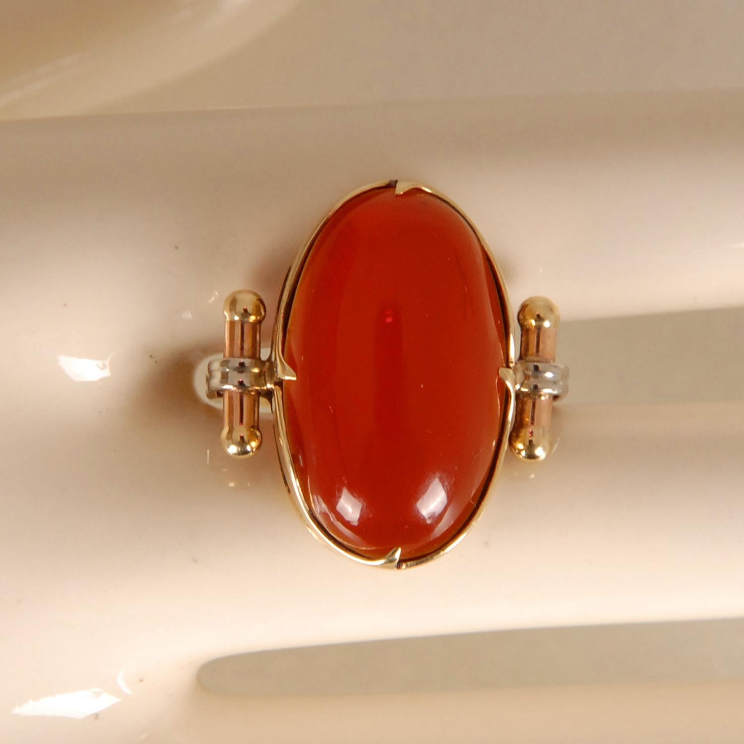 Mid-20th Century Mid Century Gold Ring with Cabochon Cut Agate Carnelian For Sale