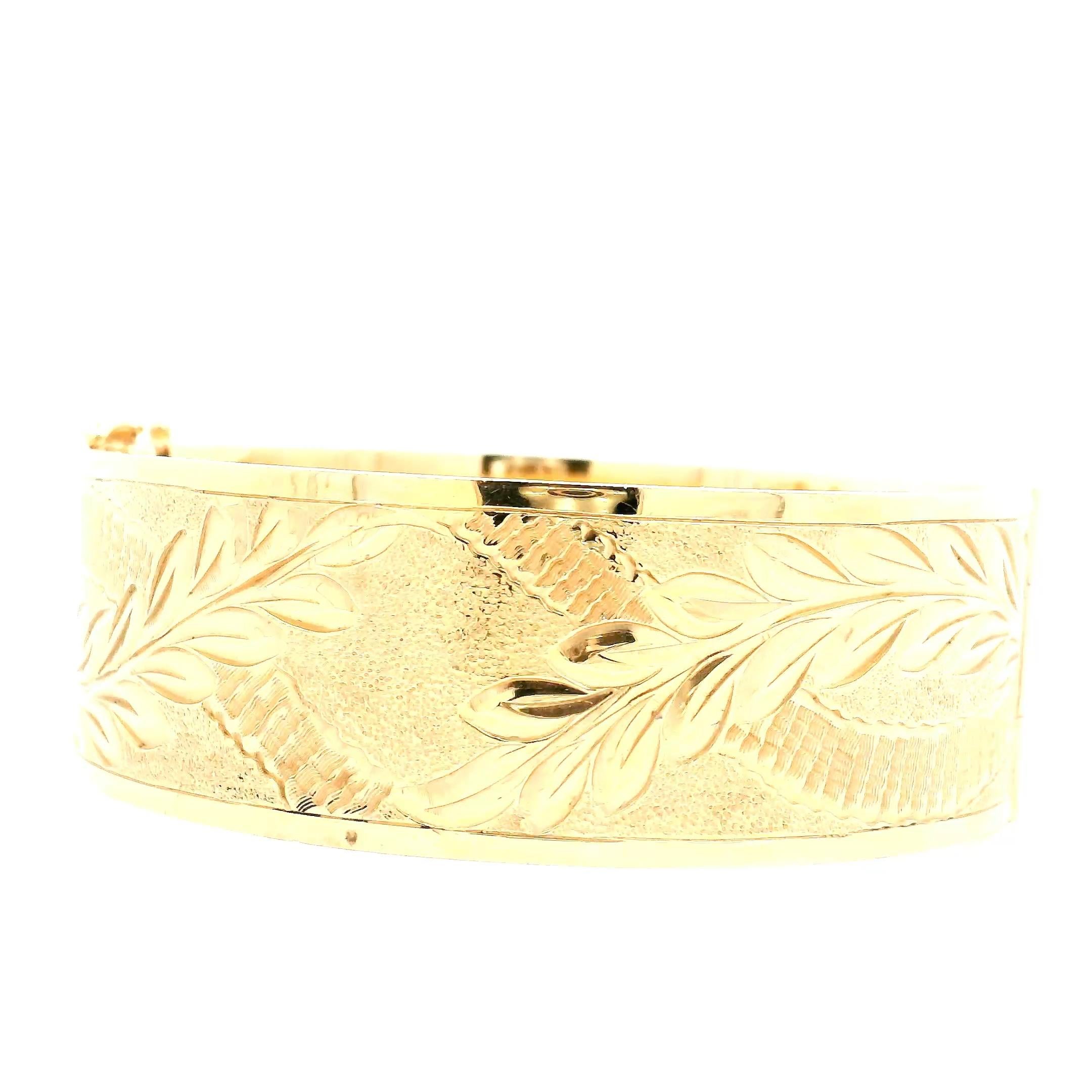 Vintage Gold und Jade Armreif Armband Damen im Angebot
