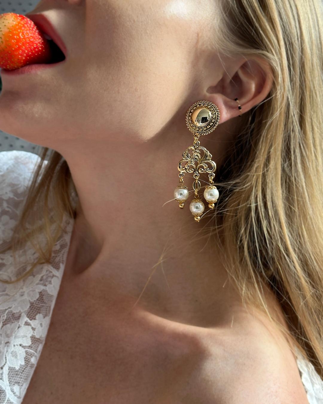 chandelier pearl earrings