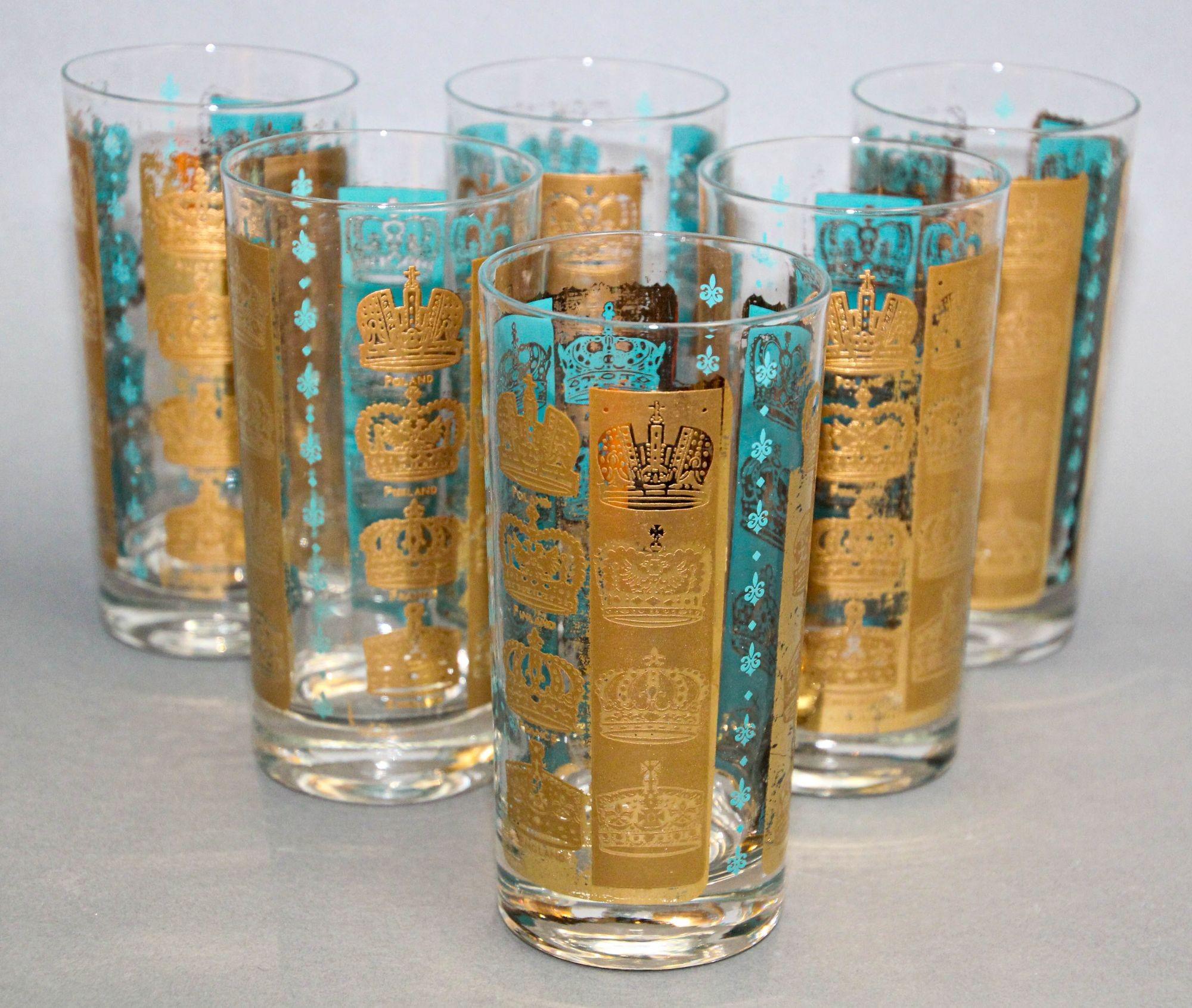 1960s Mid-Century 22-Karat gold and turquoise highball Glasses.
Mid Century vintage tumblers drinking cocktail glasses in turquoise and metallic gold colors with international world crowns design.
Design of Crowns from the following