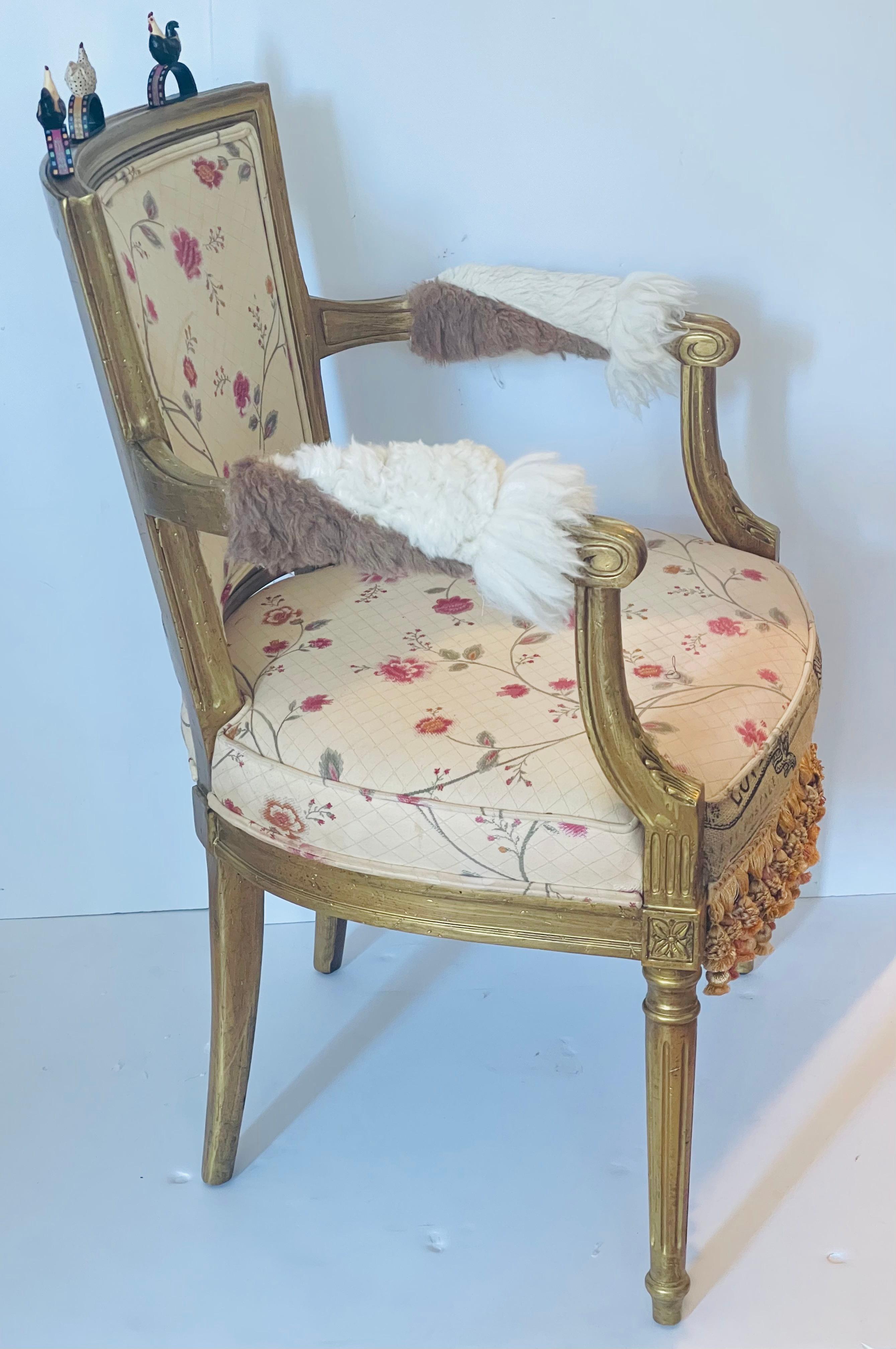 Vintage Gold Sessel verschönert im Zustand „Gut“ im Angebot in Boca Raton, FL