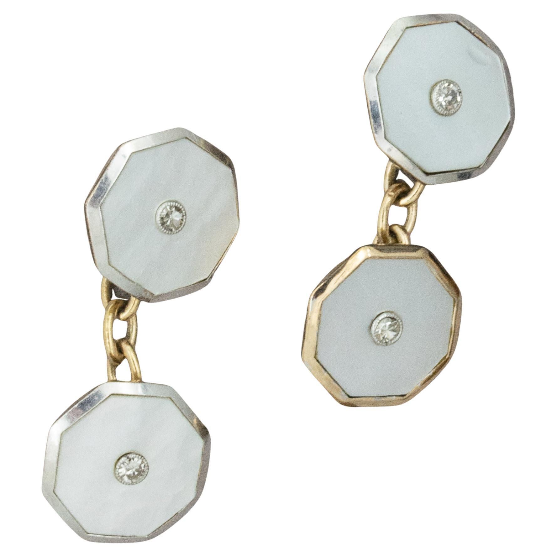 what color cufflinks with tuxedo
