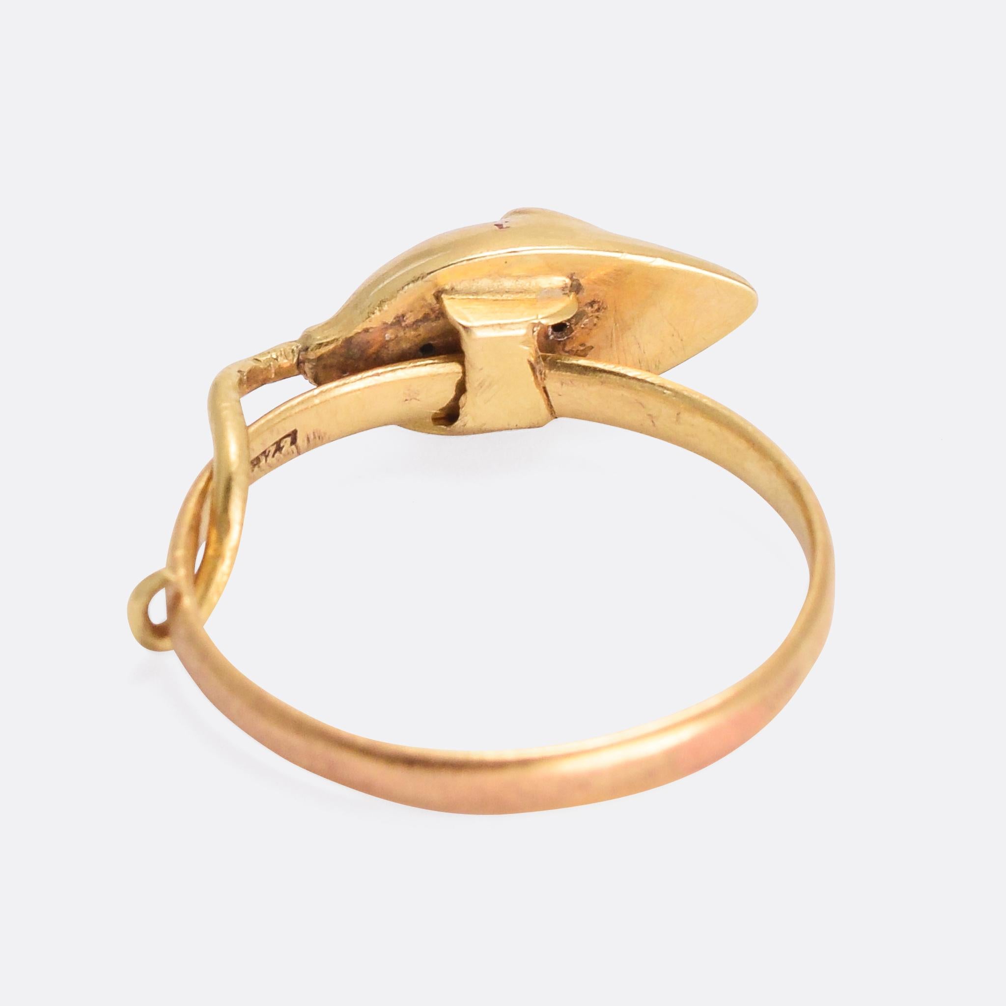 Vintage Gold Articulated Mouse Ring In Good Condition In Sale, Cheshire