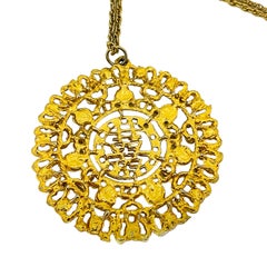 Vintage gold Asian huge pendant chain designer runway necklace