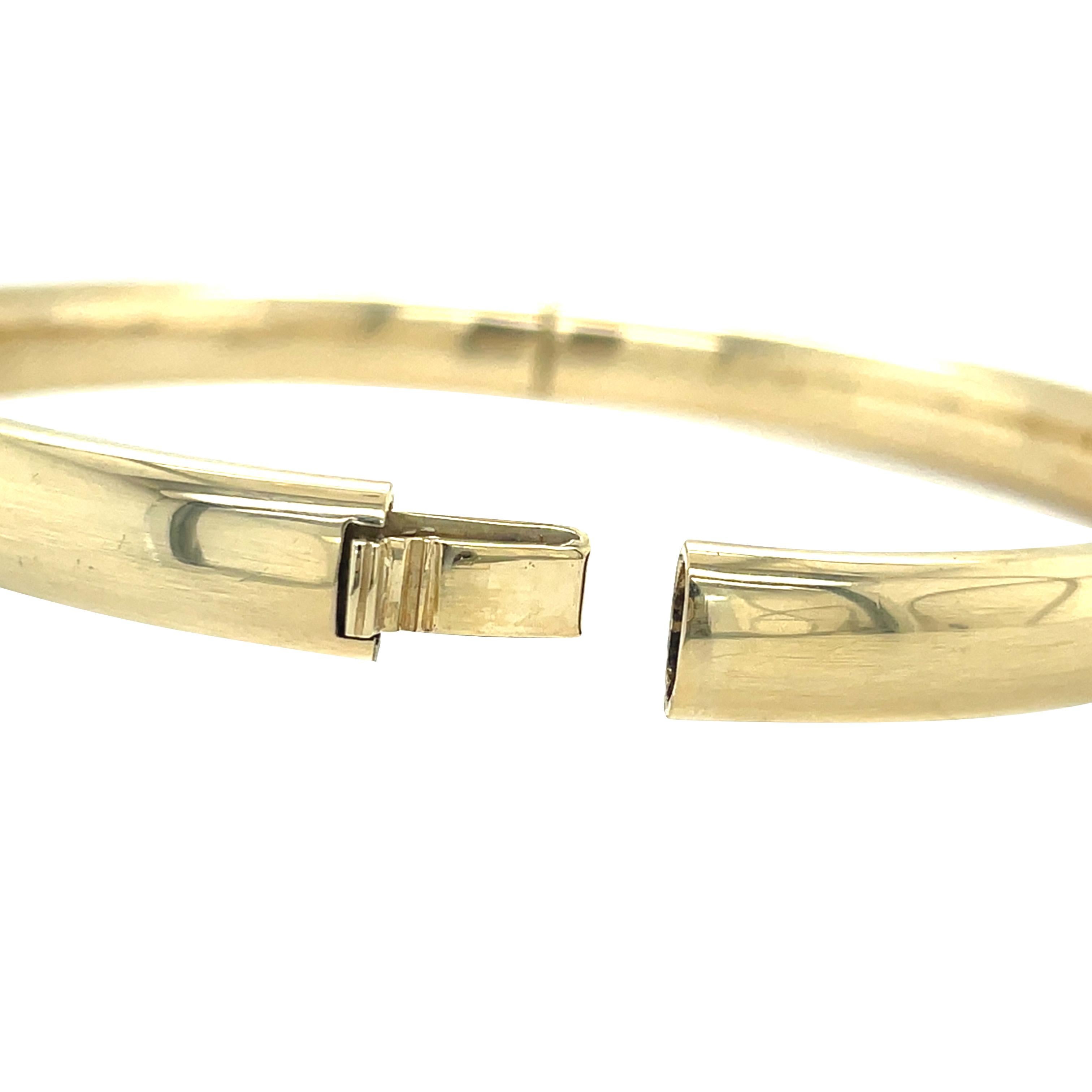 Women's or Men's Vintage Gold Bangle, Stacking Bracelet 14 Karat Yellow Gold For Sale