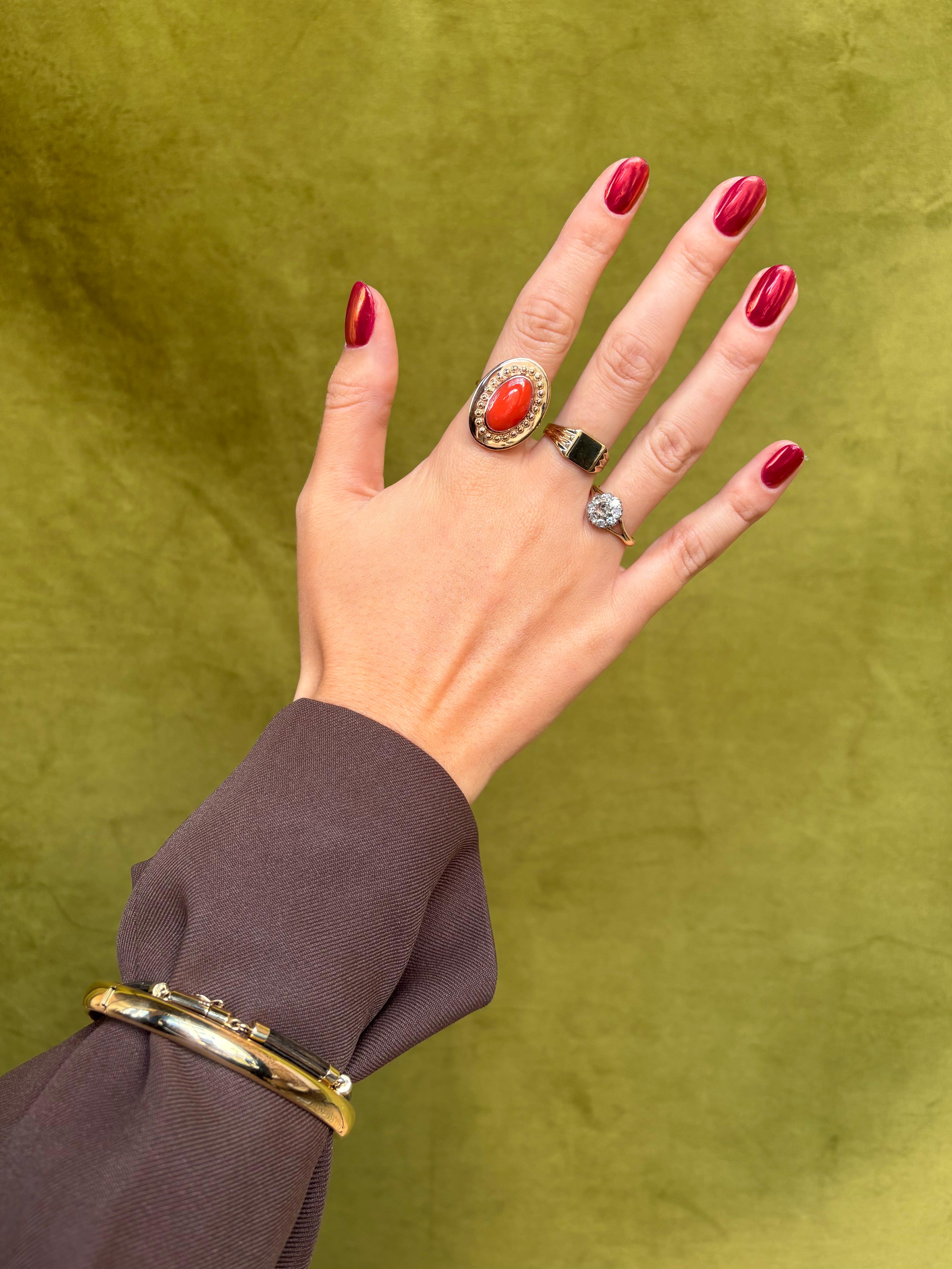 Vintage Gold Bangle, Stacking Bracelet 14 Karat Yellow Gold For Sale 2