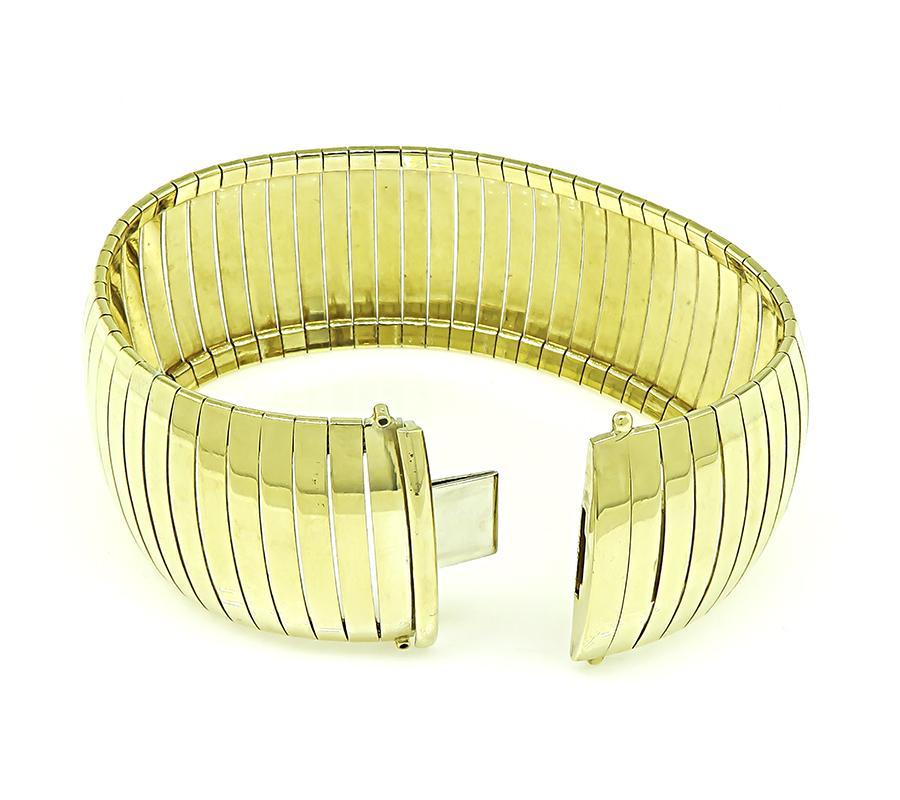 Women's Vintage Gold Bracelet For Sale