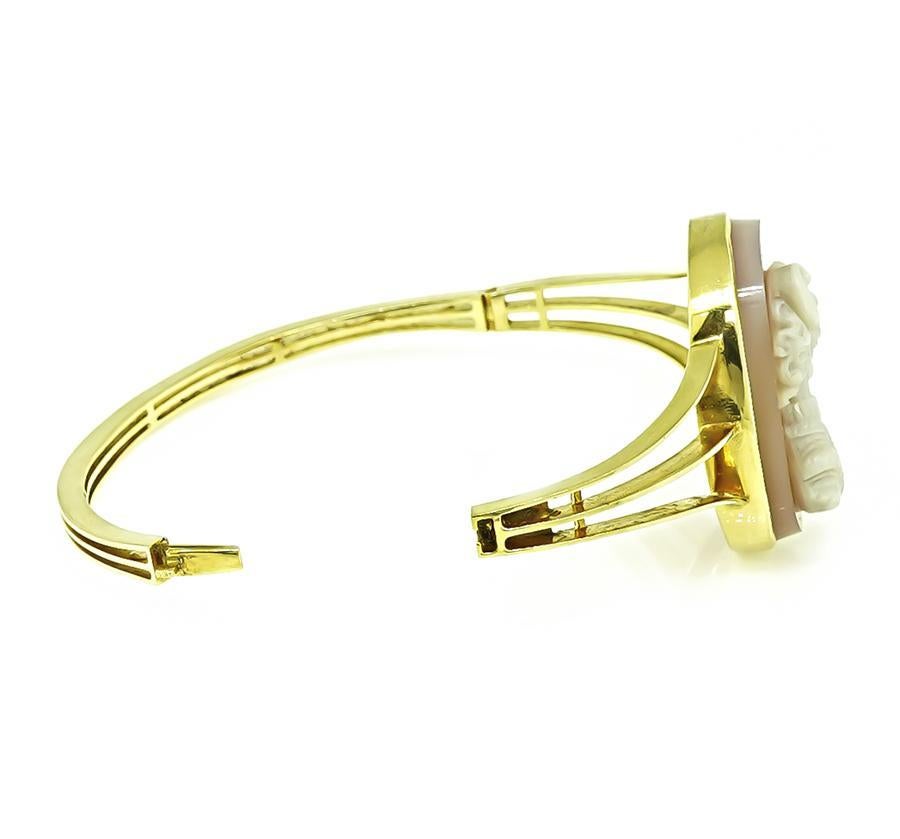 Bracelet camée vintage en or Pour femmes en vente