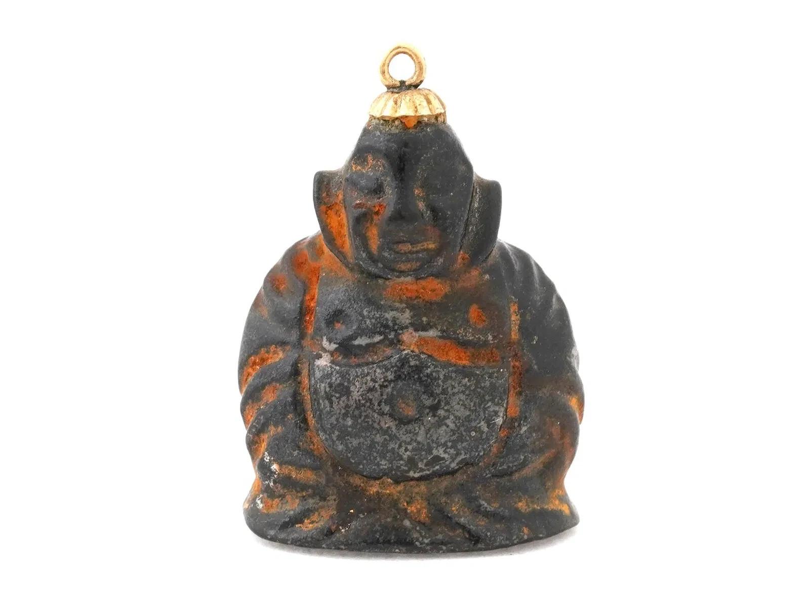 Ciondolo Buddha in legno intagliato in oro vintage