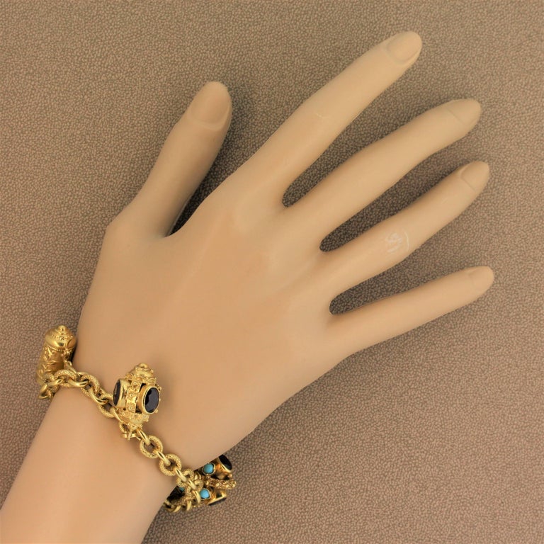 Vintage Gold Charm Bracelet For Sale at 1stdibs