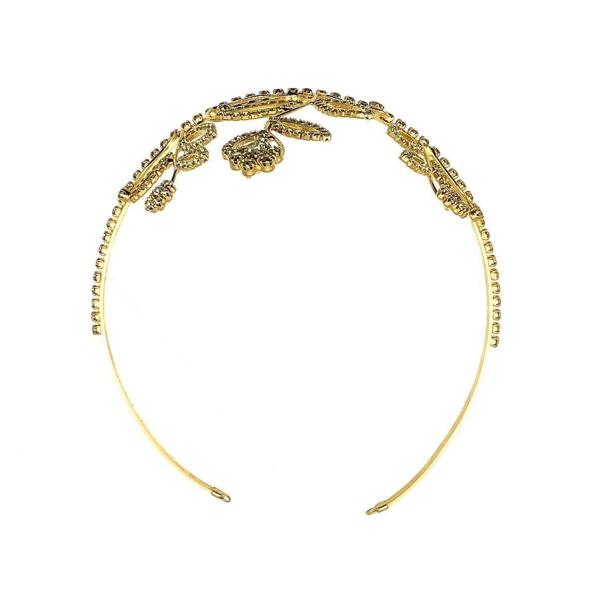 Tiara haute fleur vintage en or et cristal des années 1990 Unisexe en vente