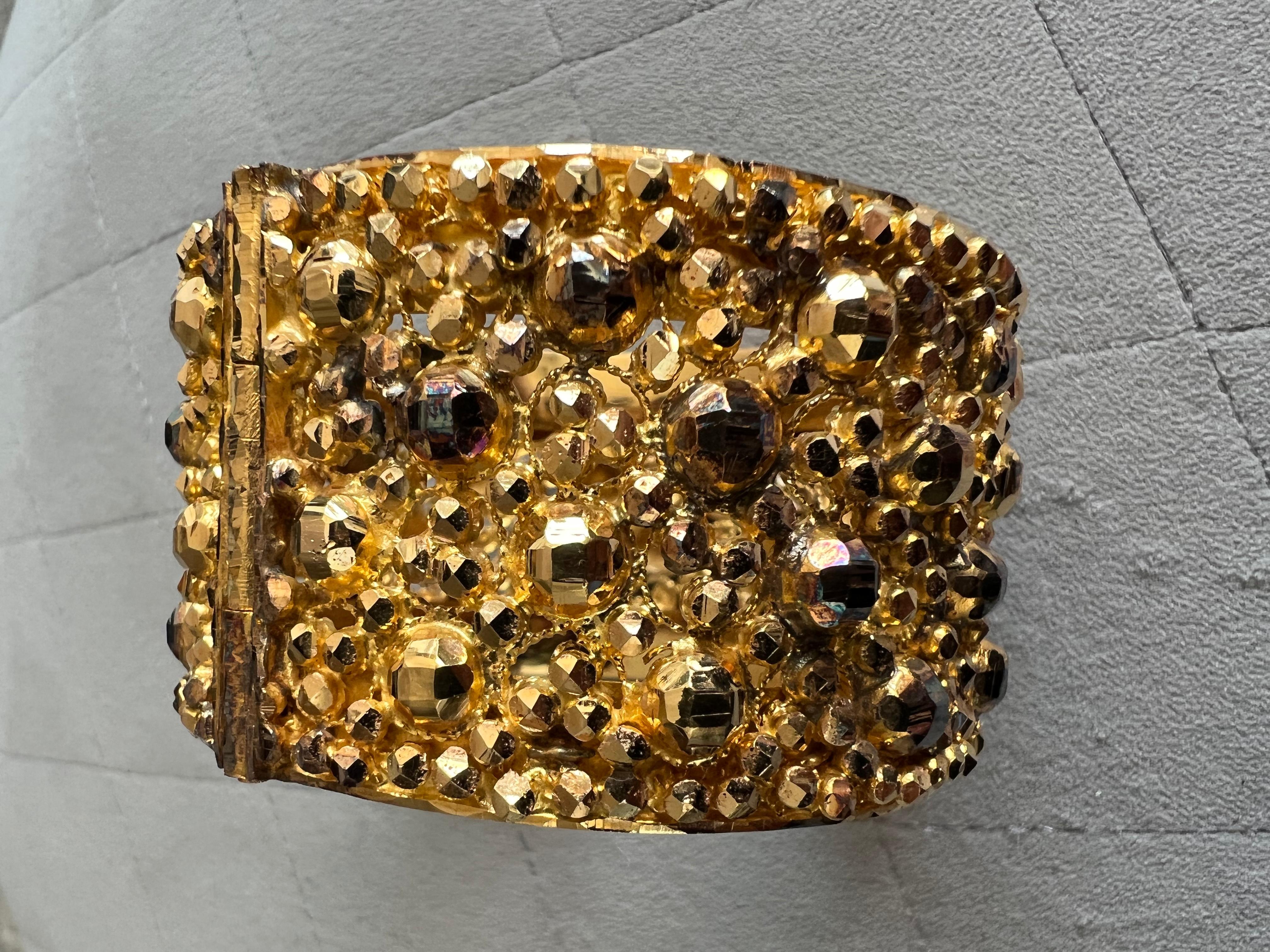 Vintage Gold Cuff from 1945 Gulf of Aden 1