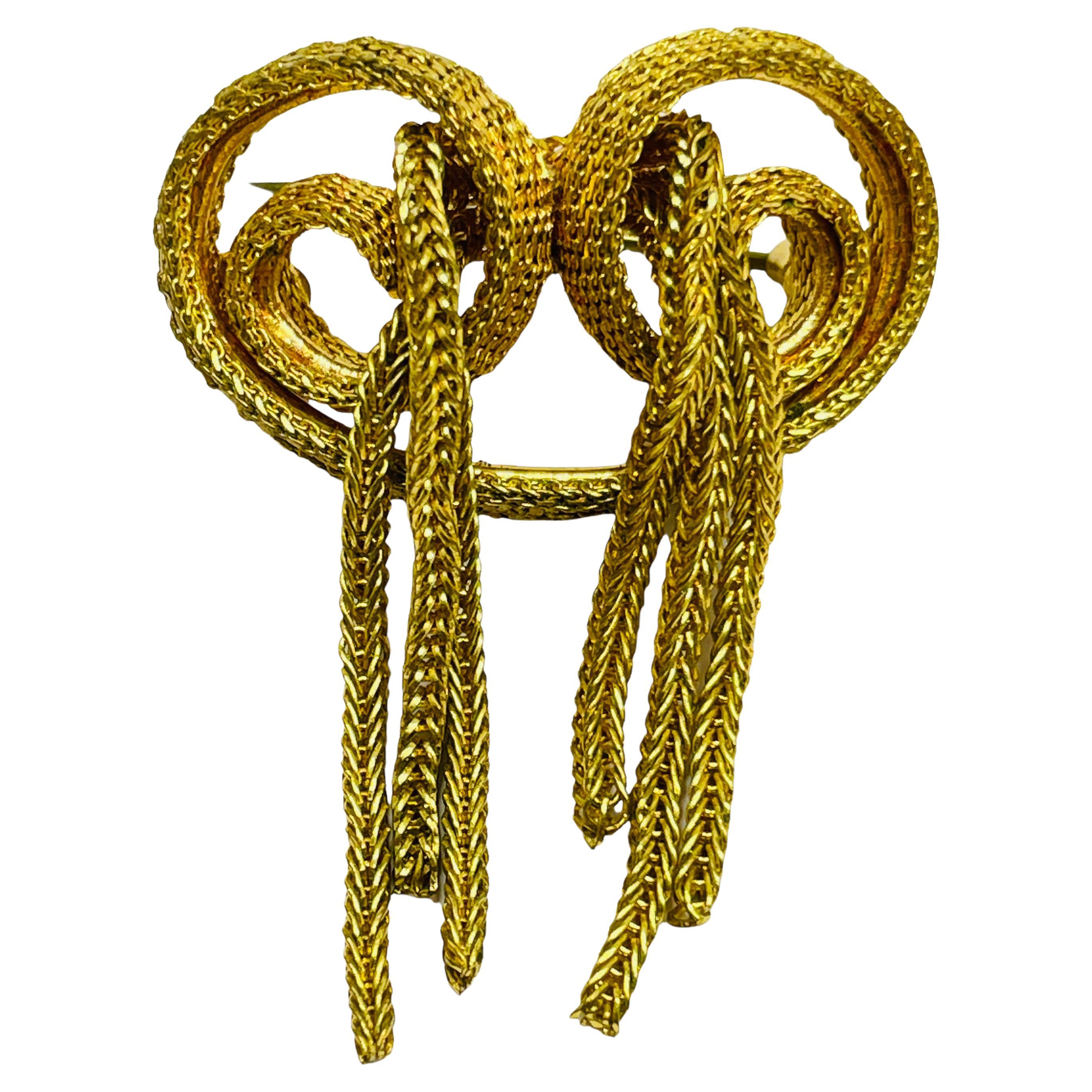 Vintage gold dangle designer runway brooch For Sale